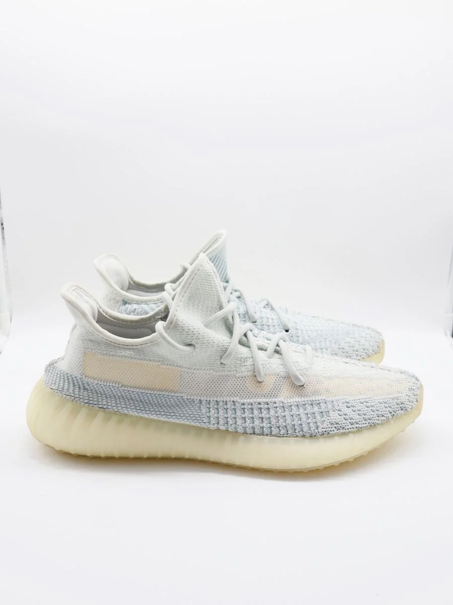 Yeezy 350 Cloud 