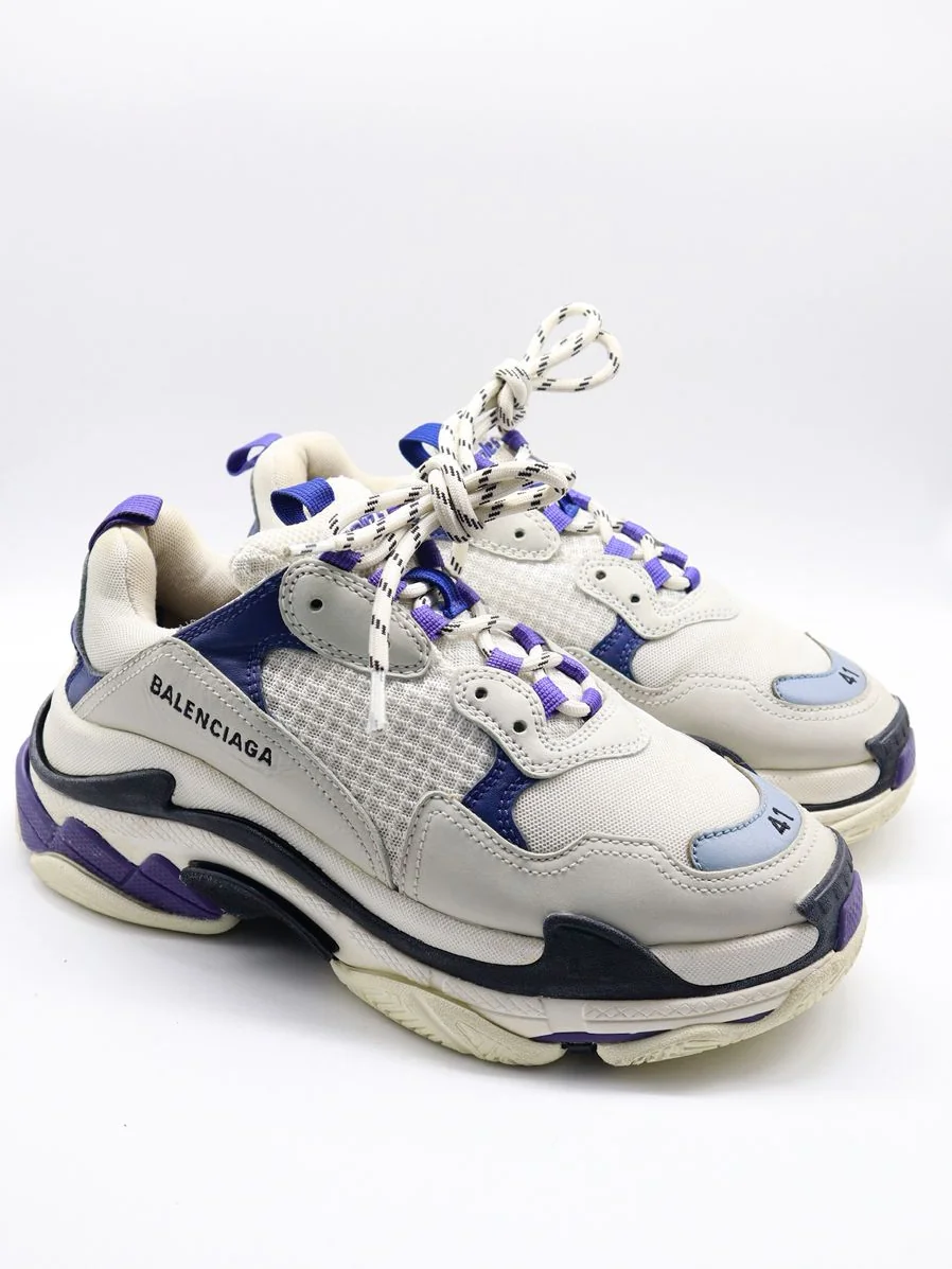 Balenciaga Triple S  - Imagen 1