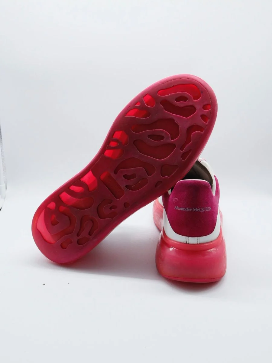 Alexander Mcqueen Nueva Línea  - Imagen 3