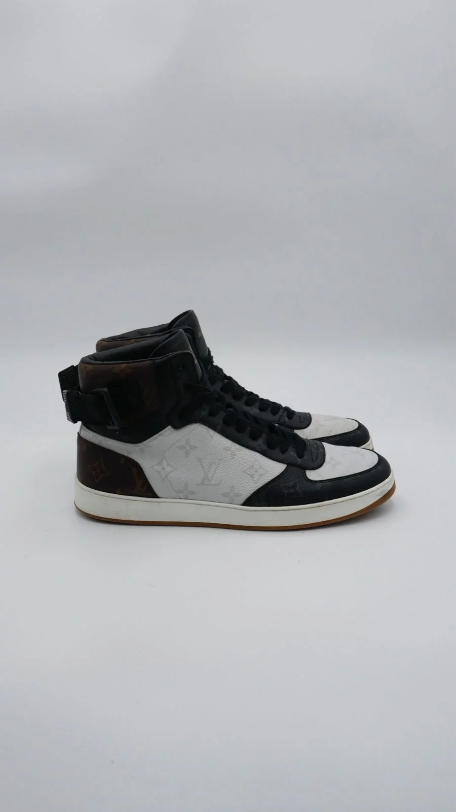 Louis Vuitton Rivioli High 