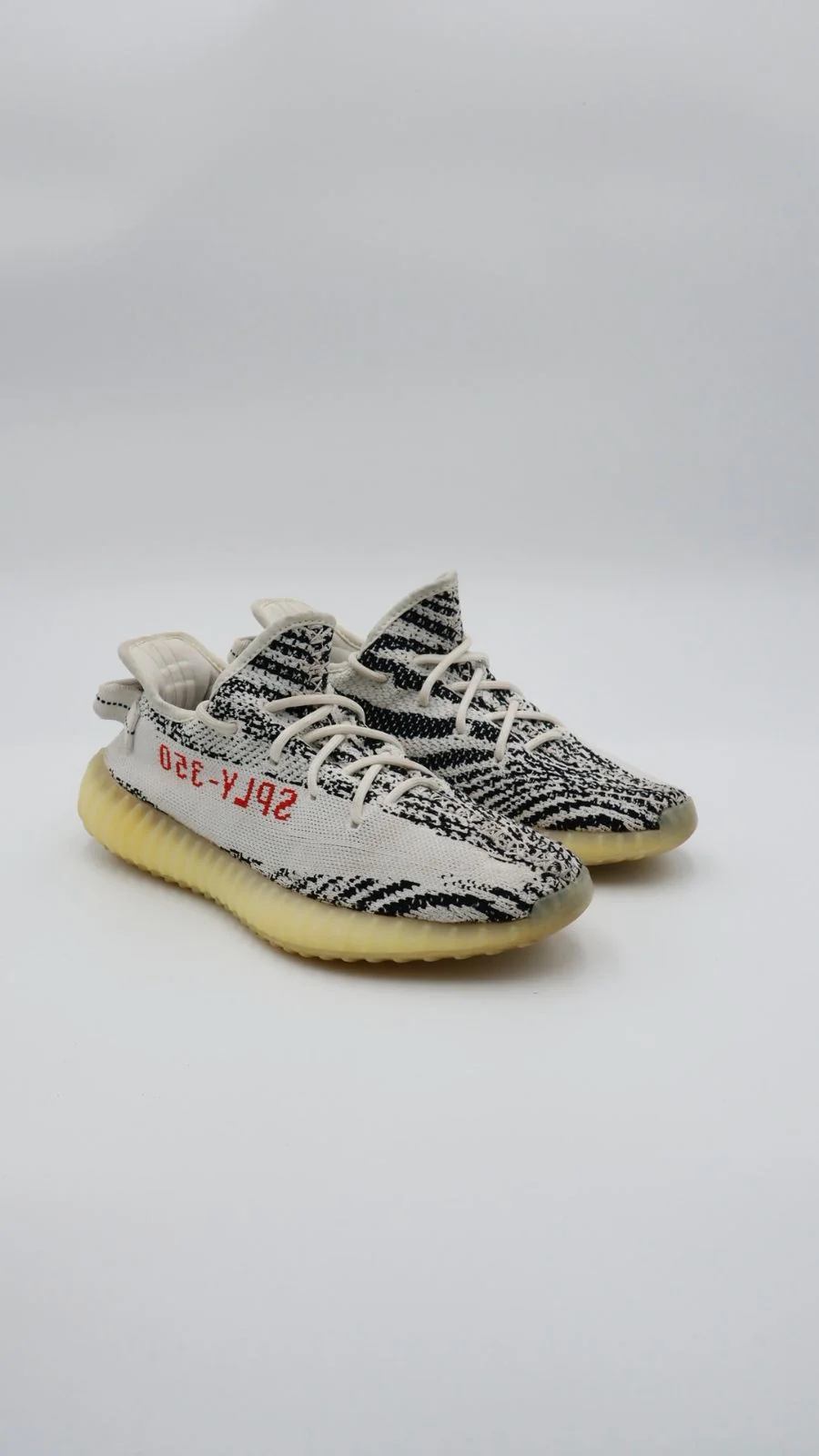 Yeezy 350 Zebra  - Imagen 1