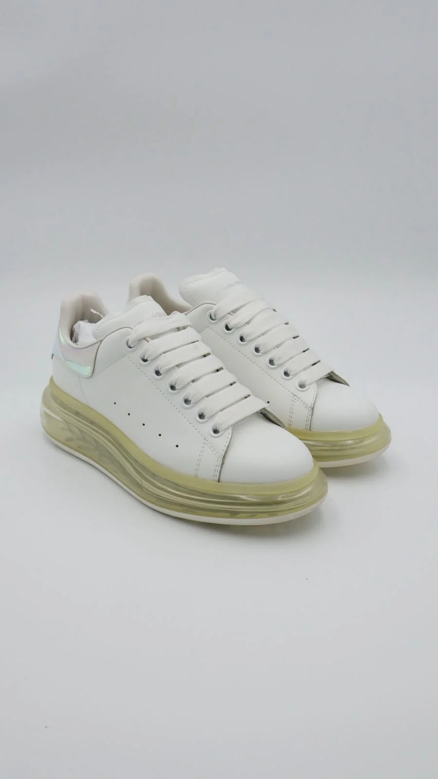 Alexander Mcqueen Valve  - Imagen 1