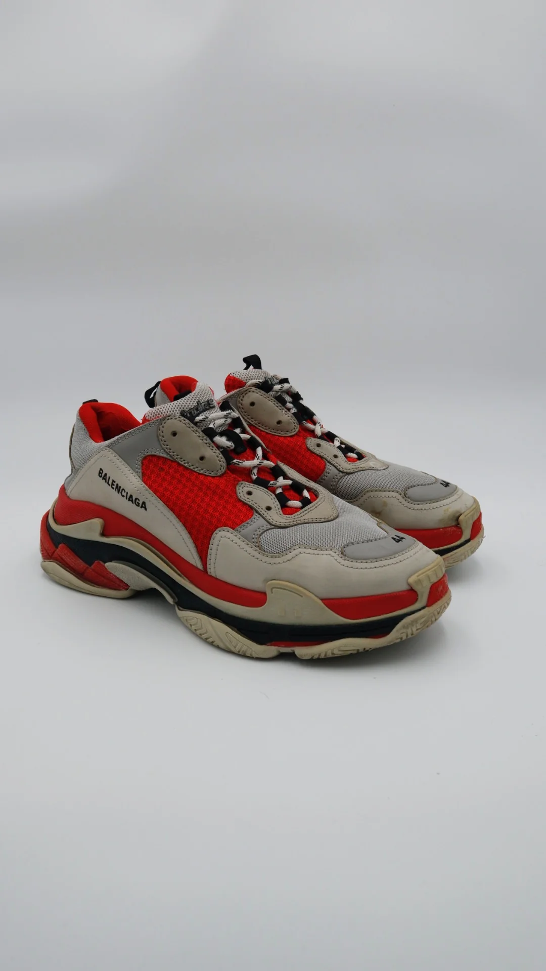 Balenciaga Triple S  - Imagen 1