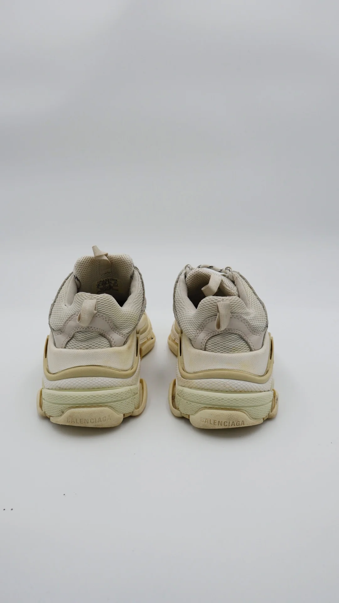 Balenciaga Triple S  - Imagen 3