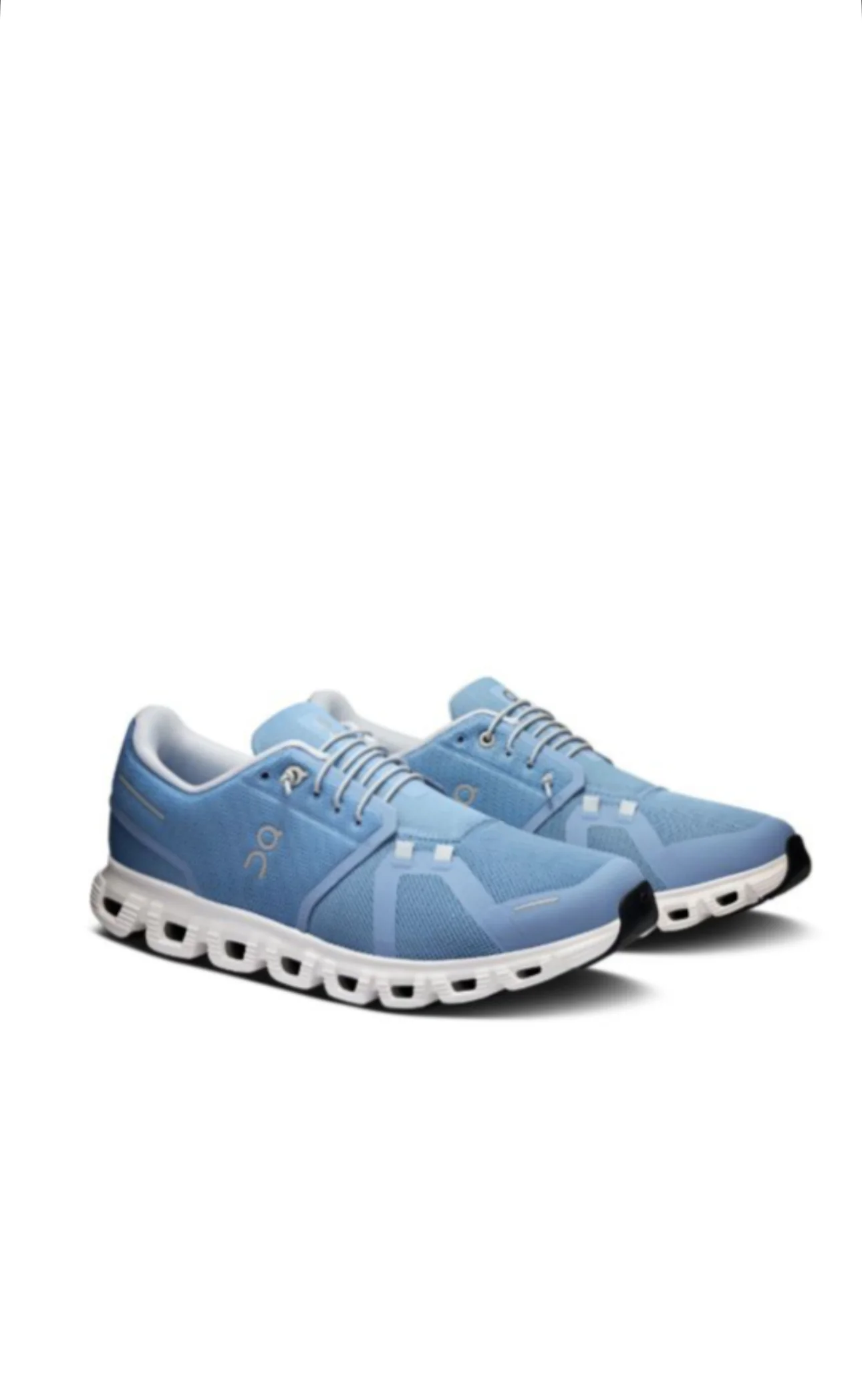 On Cloud X6  - Imagen 1