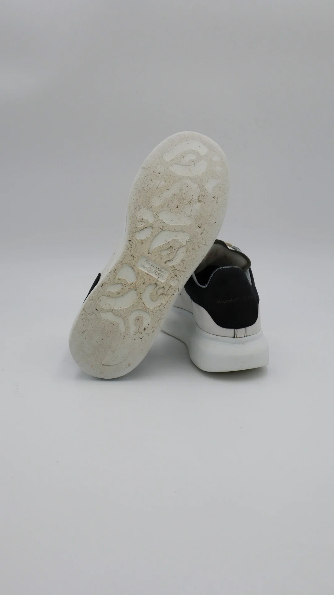 Alexander Mcqueen Clásico  - Imagen 3