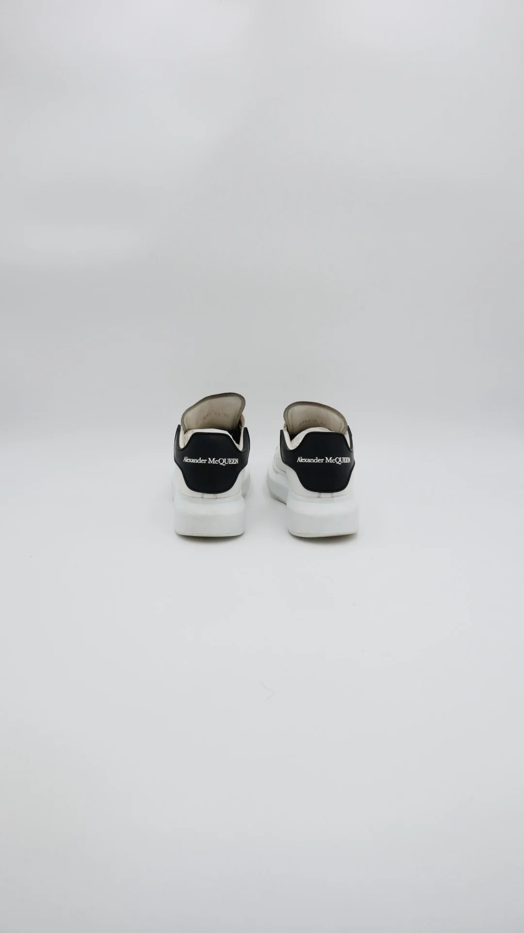 Alexander Mcqueen Clásico  - Imagen 1