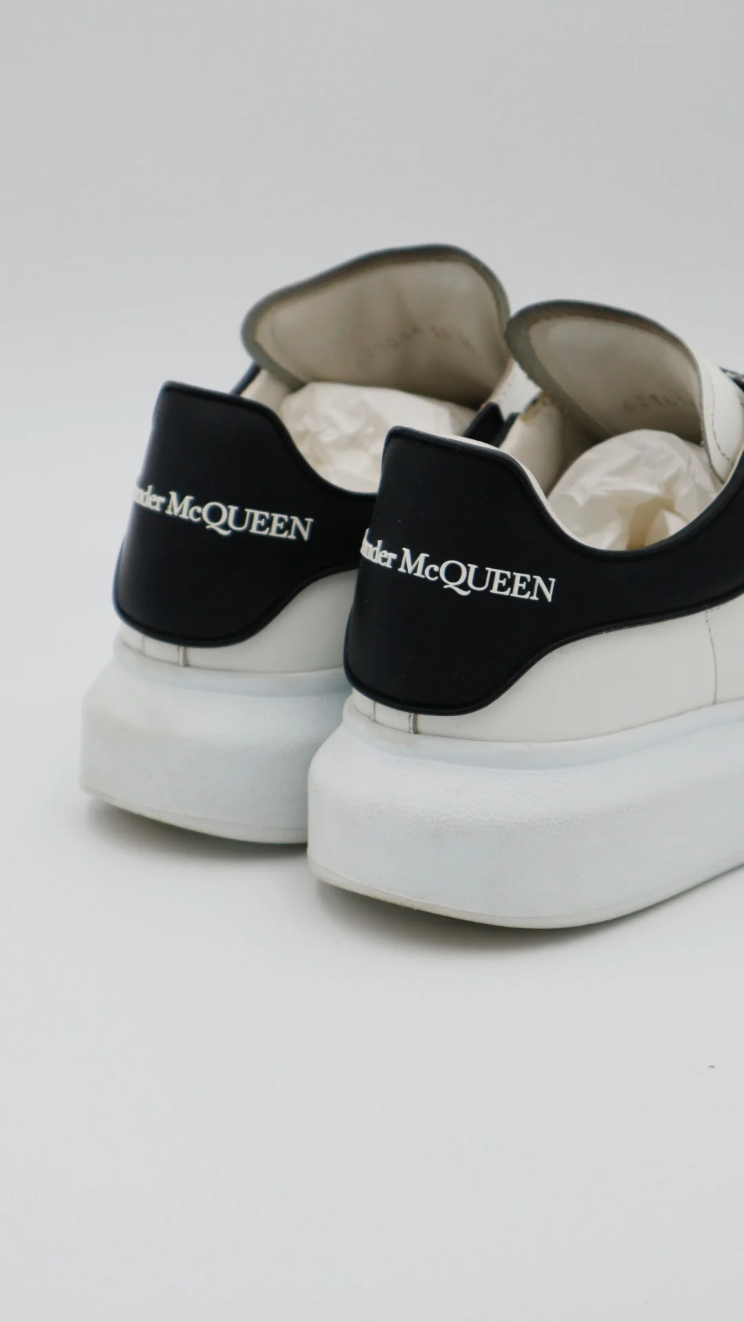 Alexander Mcqueen Clásico  - Imagen 2