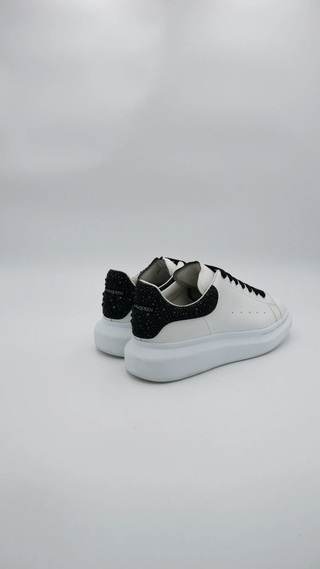 Alexander Mcqueen Black Swarovski  - Imagen 4