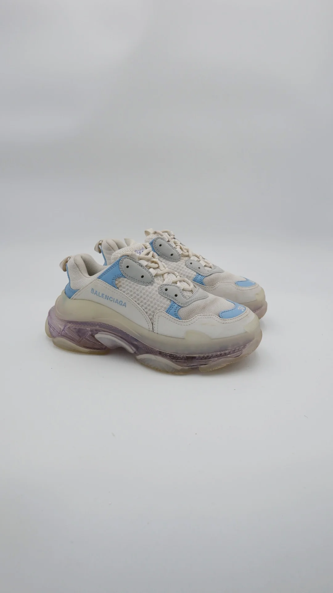 Balenciaga Triple S  - Imagen 1