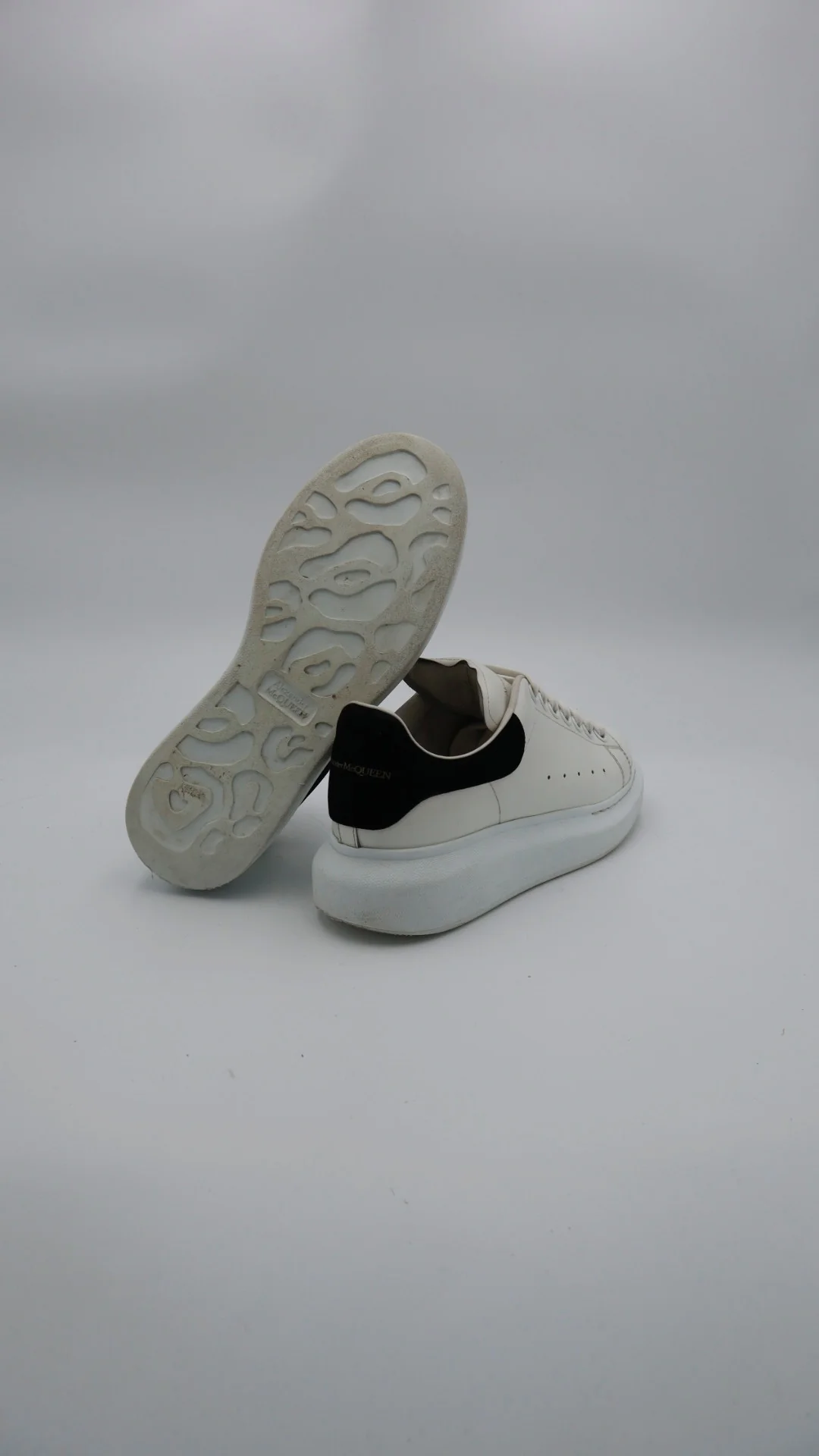 Mcqueen Clásico Gamuza  - Imagen 3