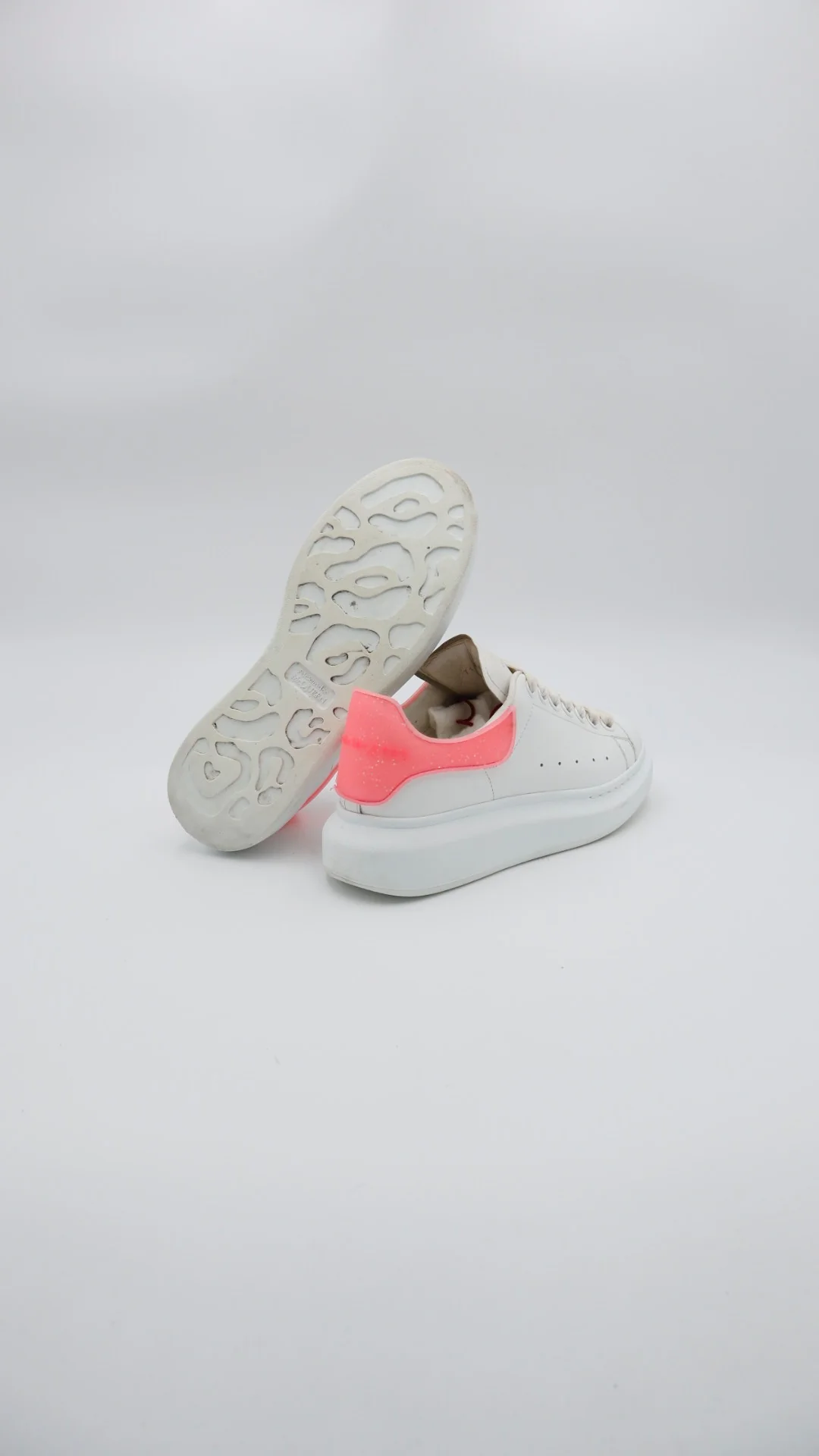 Mcqueen Light Pink - Imagen 3