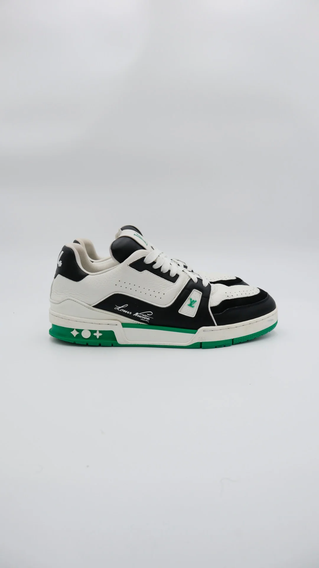 Louis Vuitton Trainer #54 