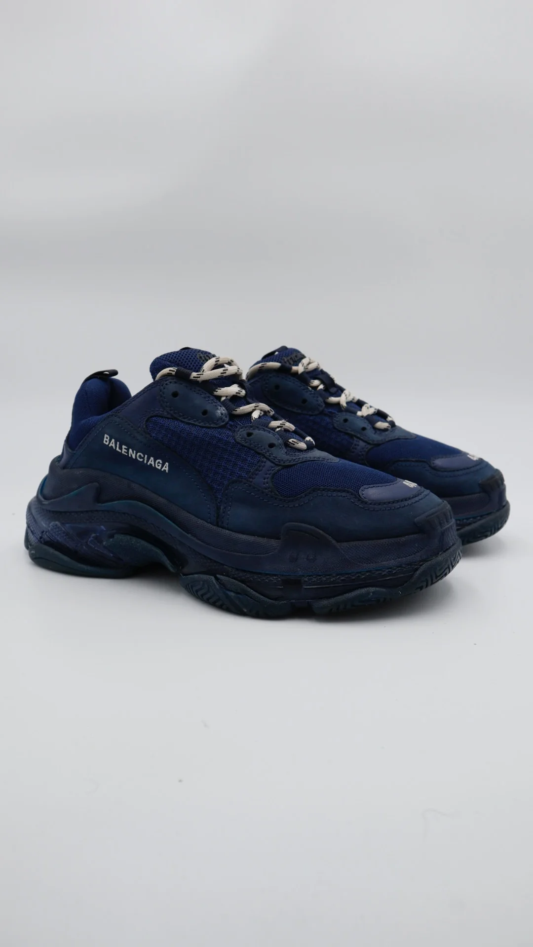 Balenciaga Triple S  - Imagen 1