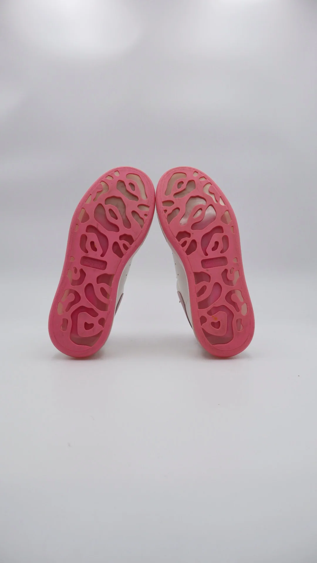 Mcqueen Pink Valve  - Imagen 5