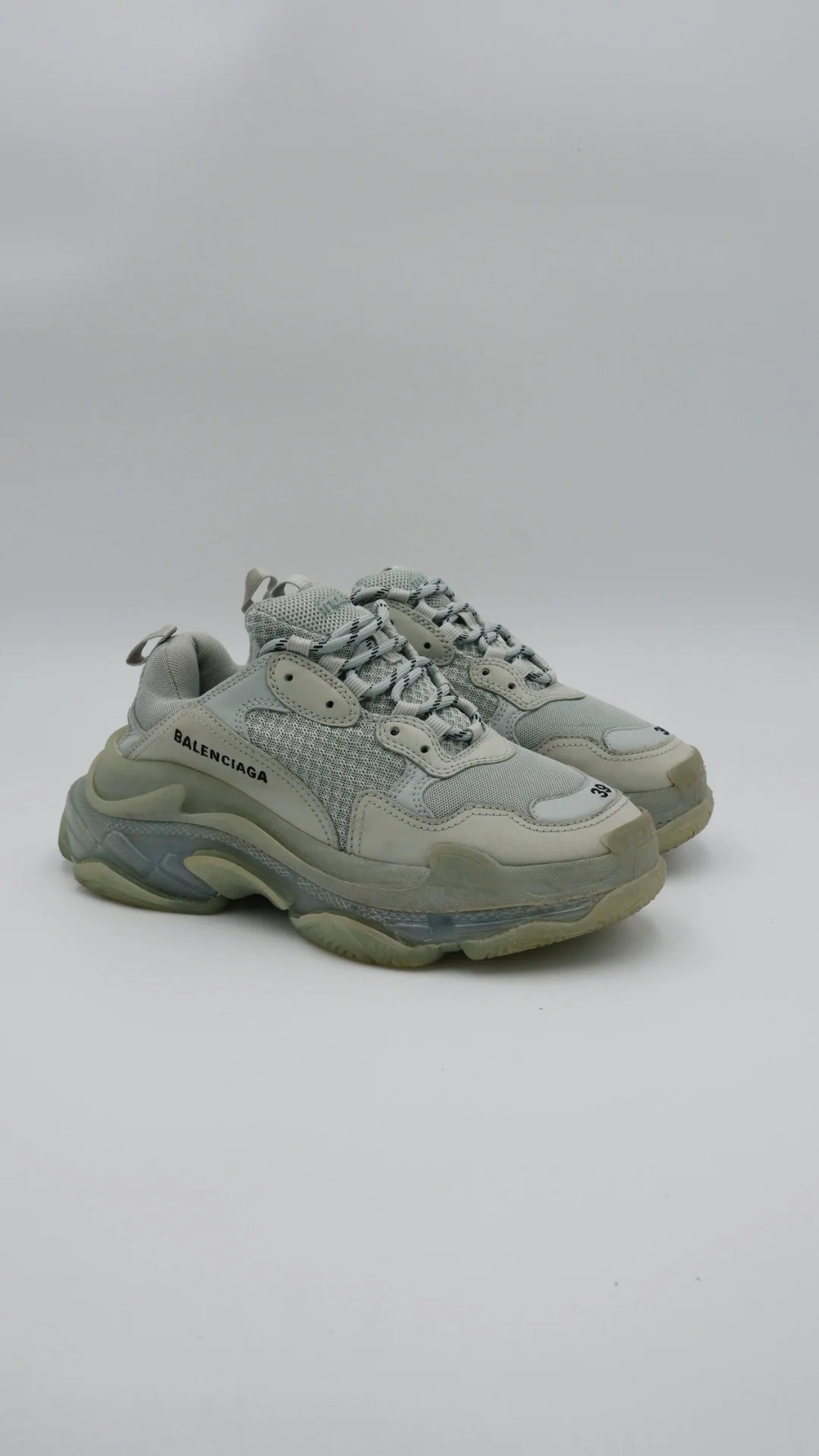 Balenciaga Triple S  - Imagen 1