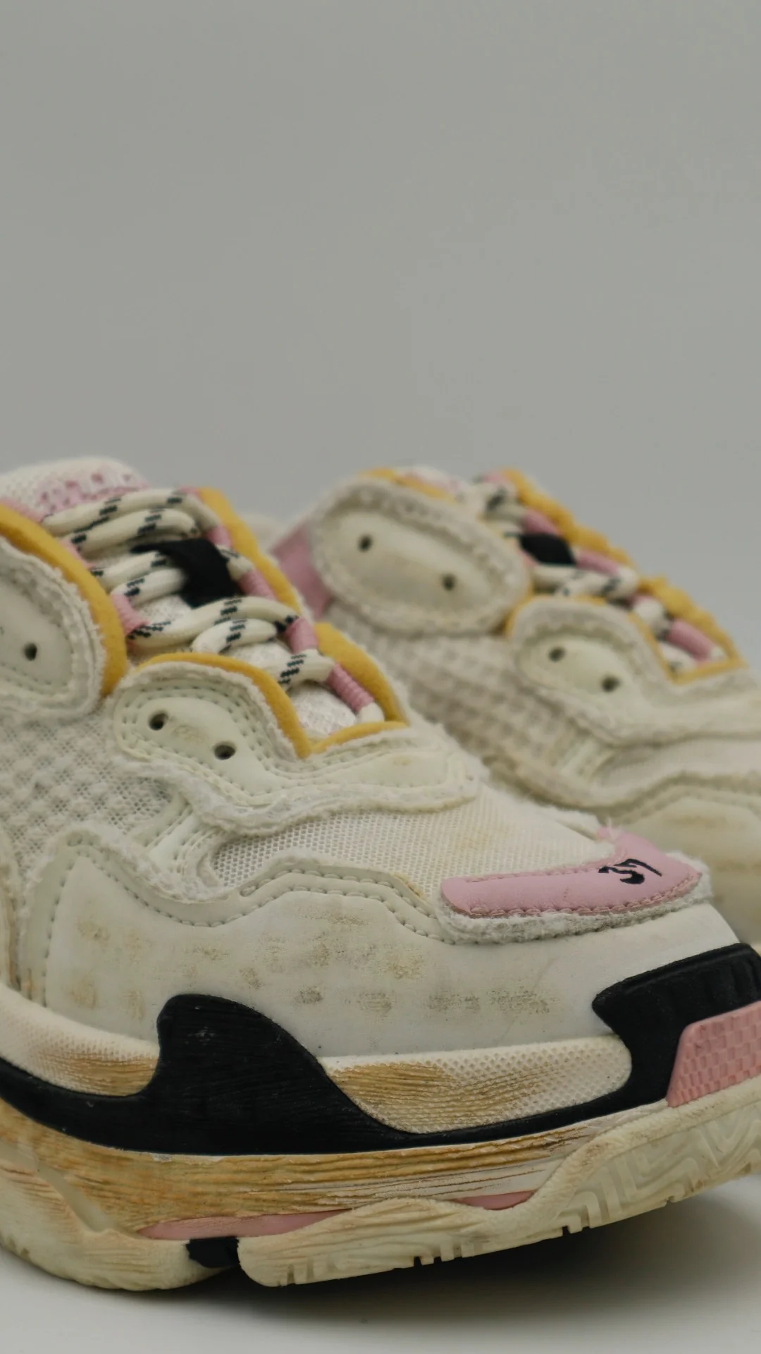 Balenciaga Triple S Estilo Sucio - Imagen 2