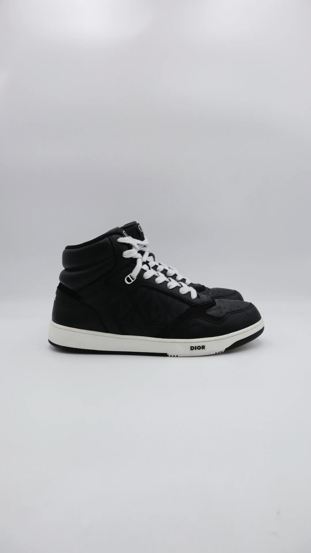 Dior B27 High CD Diamond