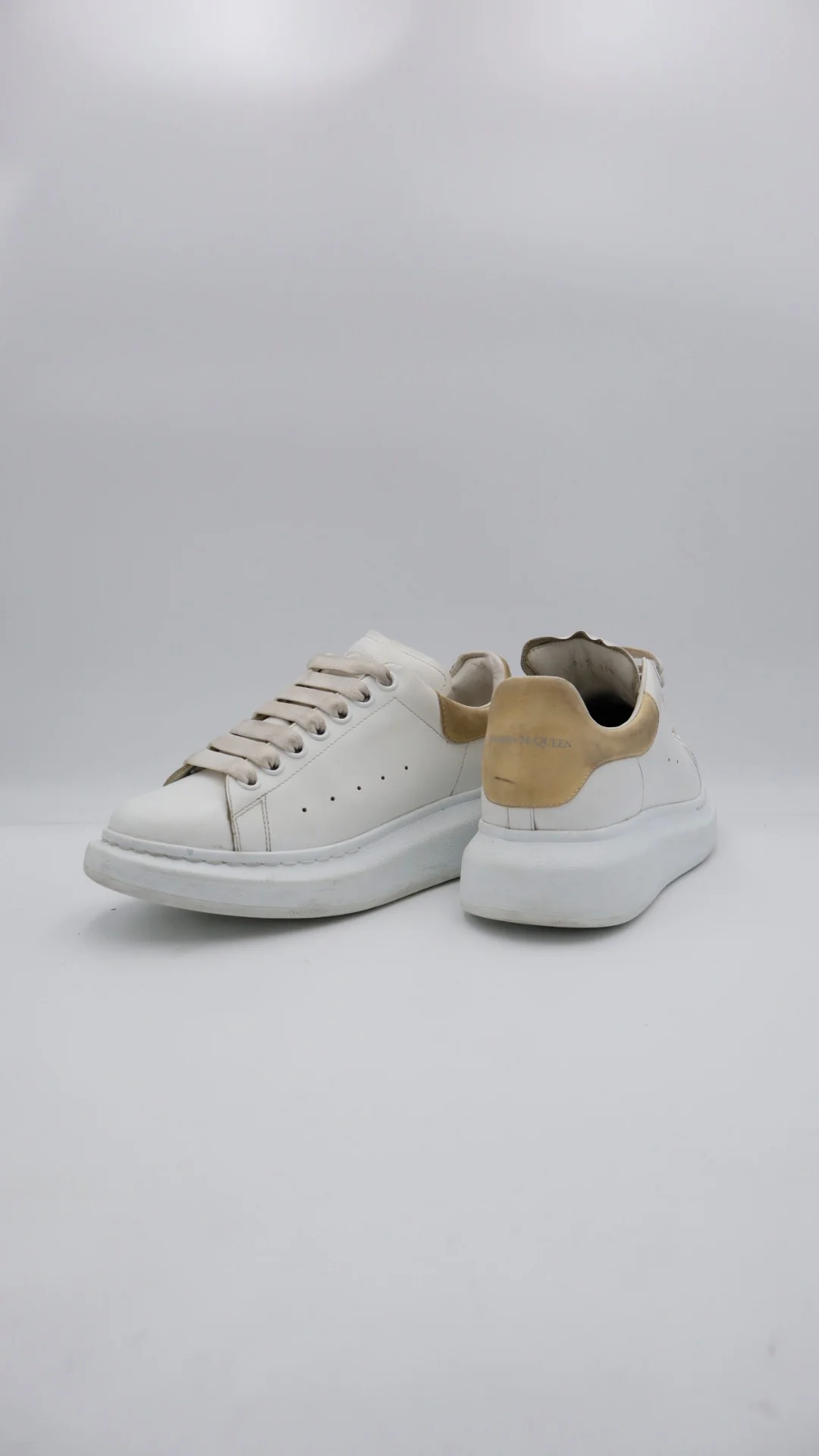 Mcqueen Gold - Imagen 2