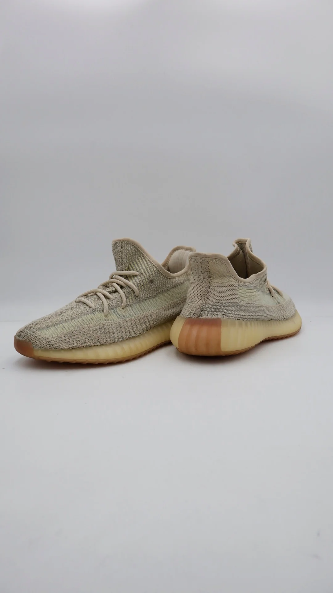 Yeezy 350 Citrin - Imagen 3