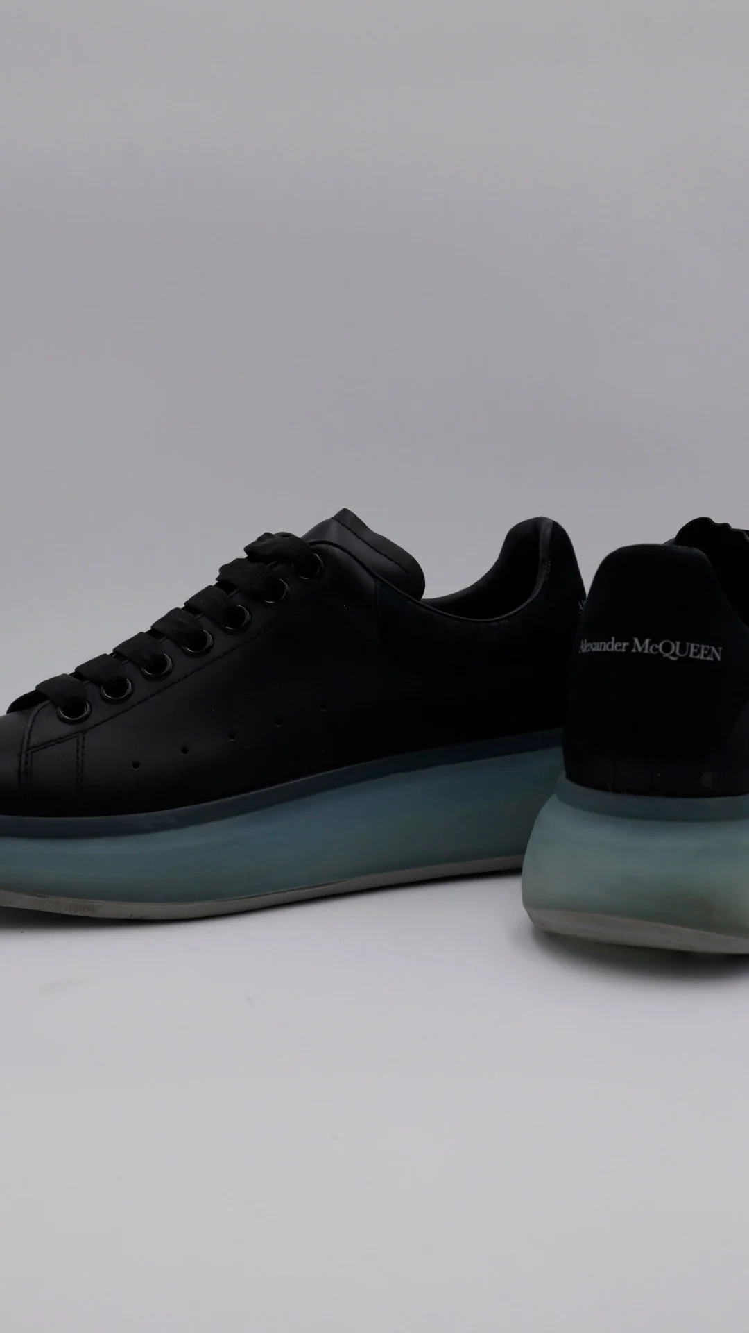 Mcqueen Black  - Imagen 4