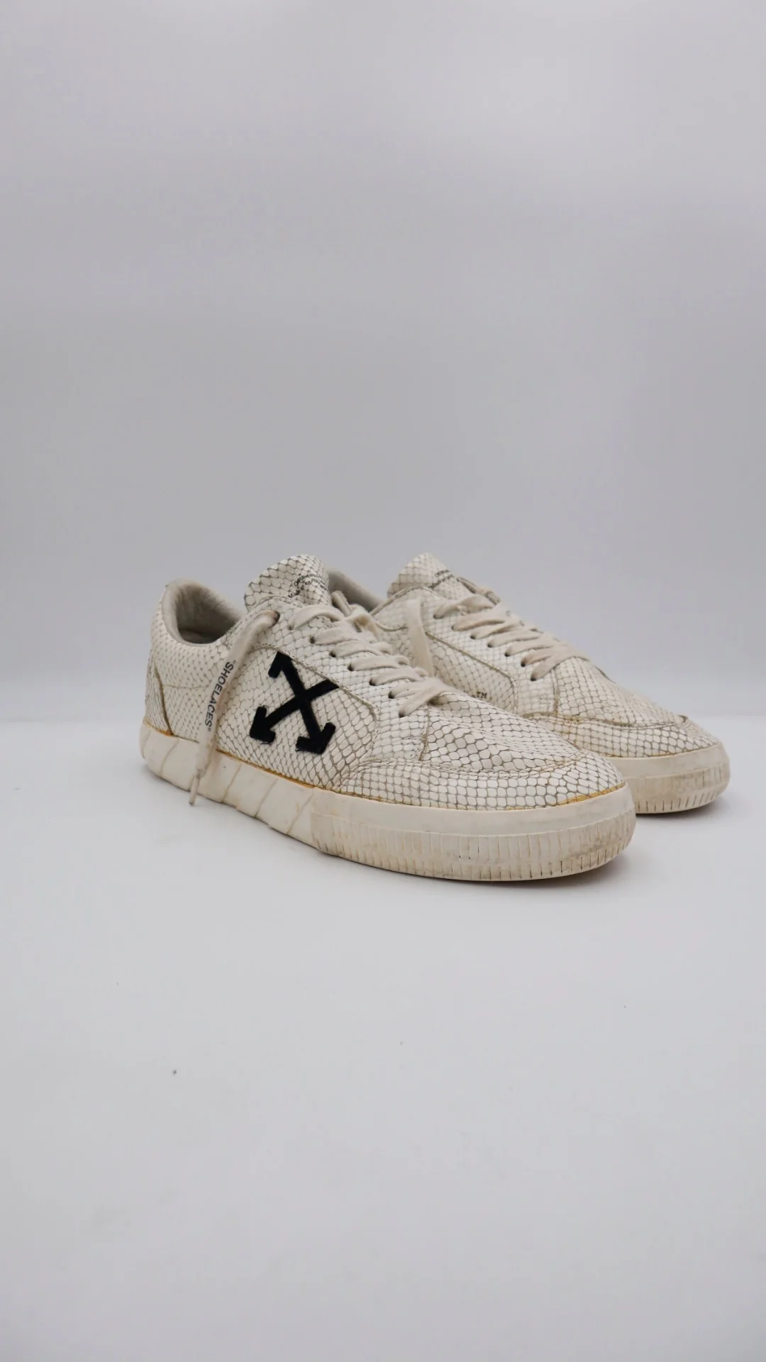 Off Vulc Low Piel - Imagen 1