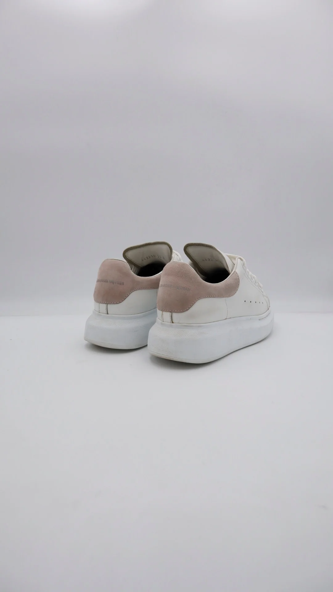 Mcqueen Pink Suede - Imagen 2