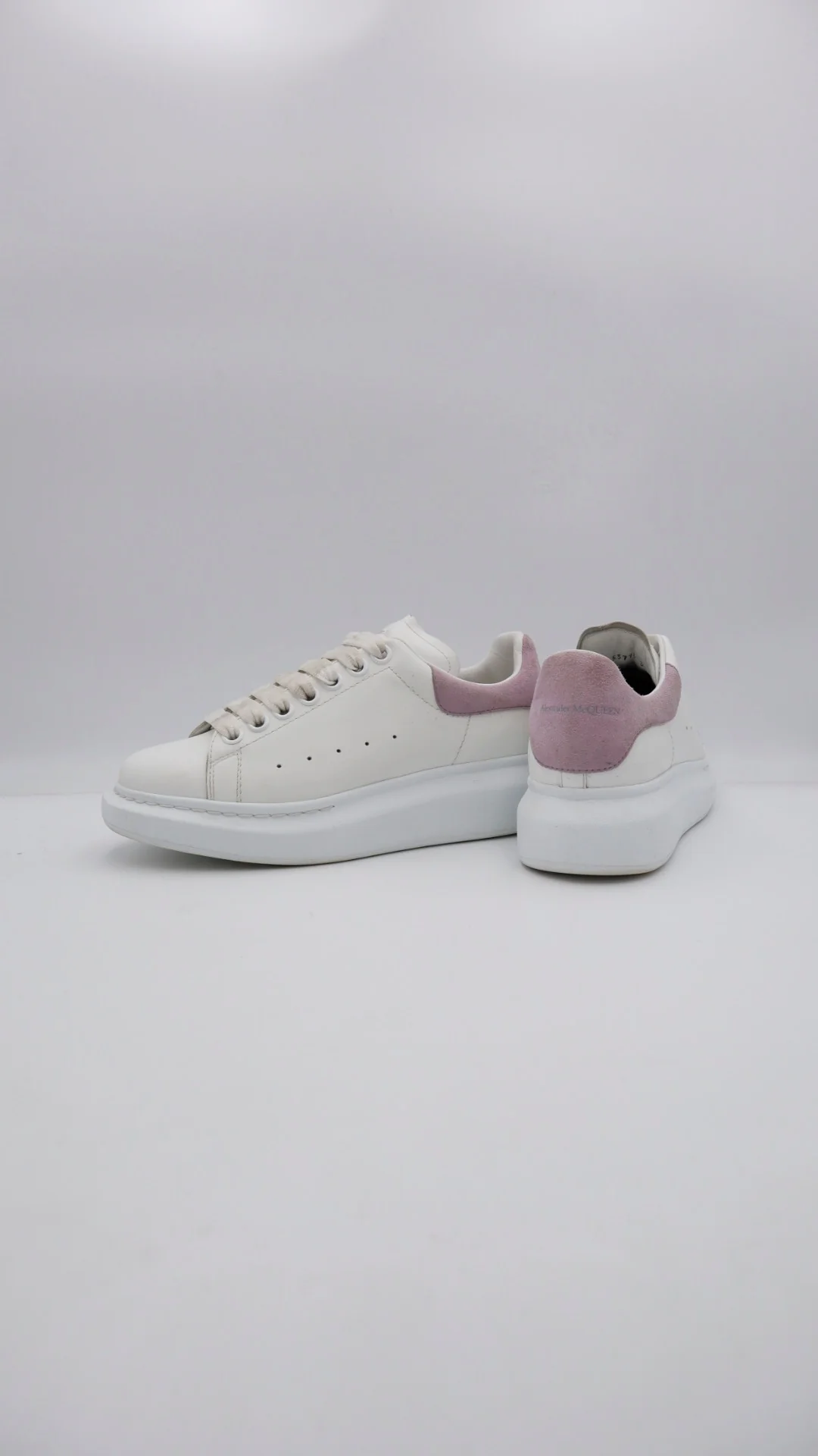 Mcqueen Pink Suede - Imagen 3