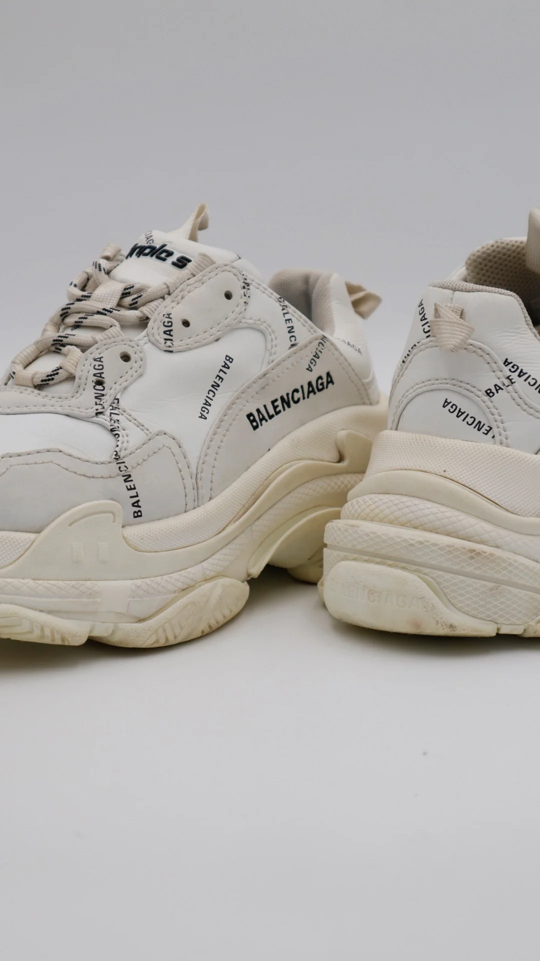 Balenciaga Triple S  - Imagen 5