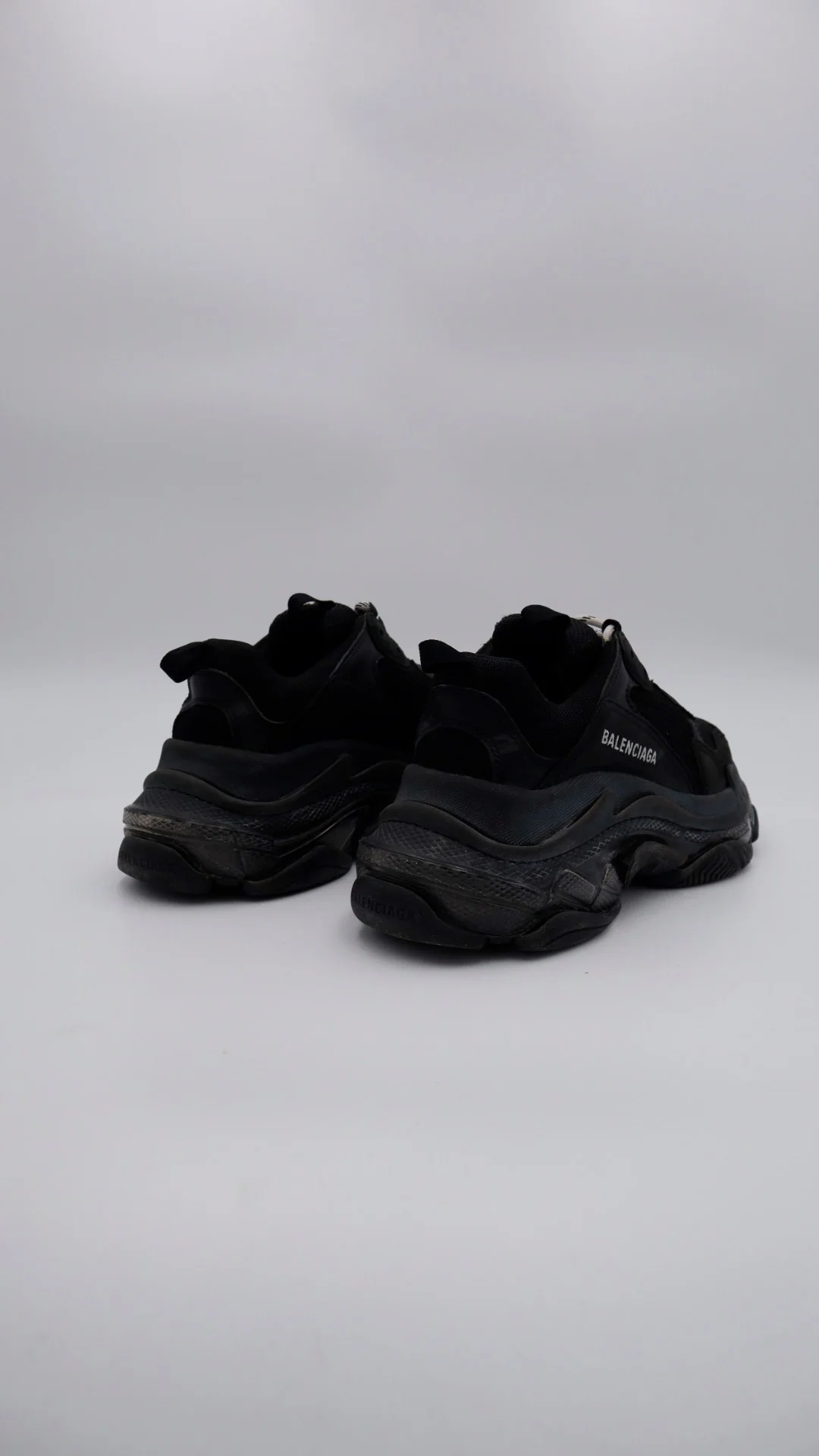 Balenciaga Triple S  - Imagen 3