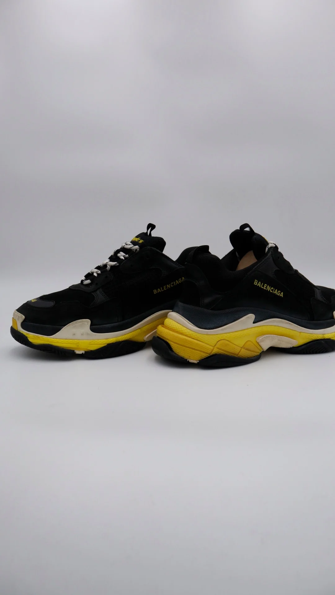 Balenciaga Triple S  - Imagen 3