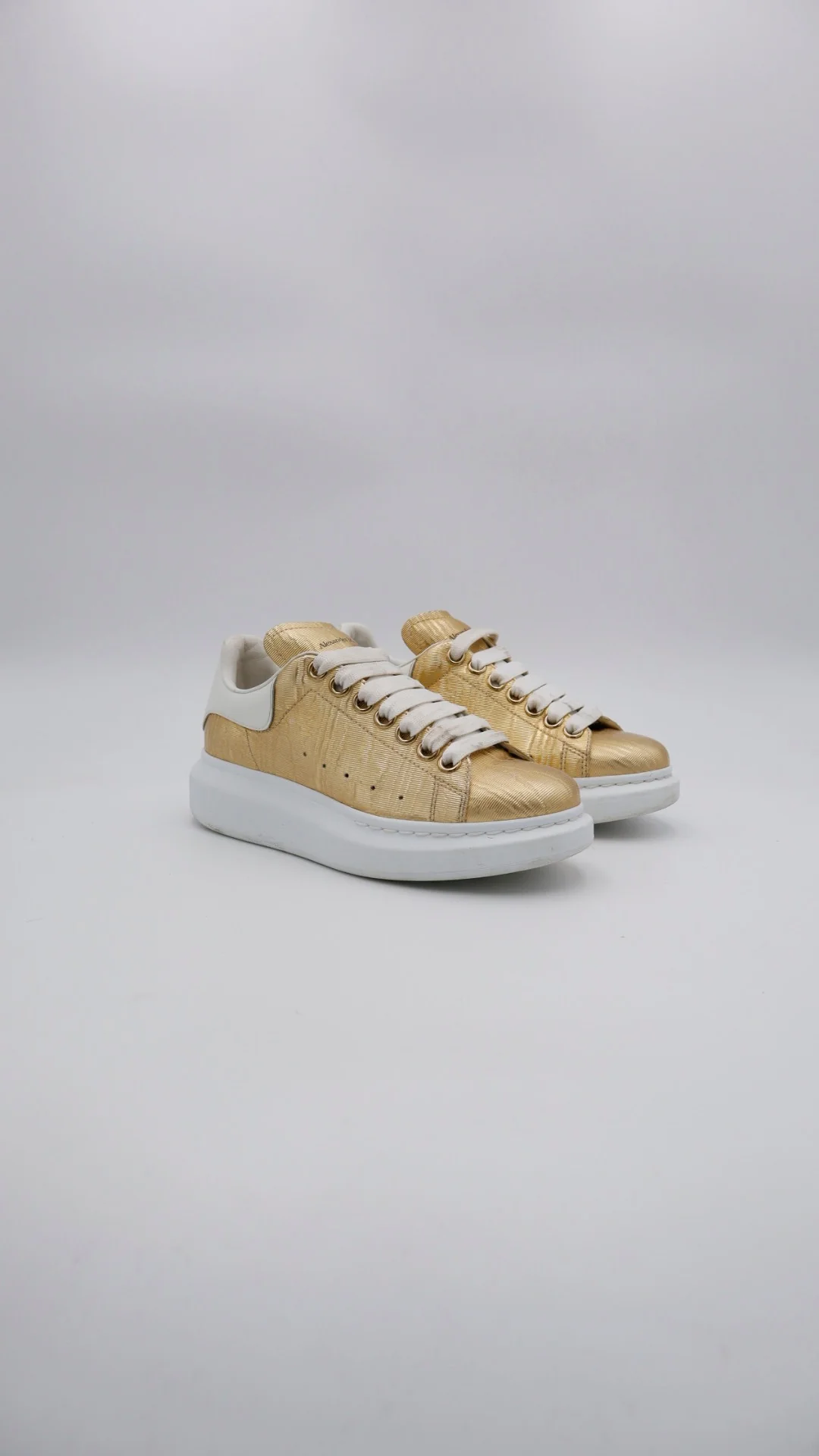 Mcqueen Gold - Imagen 1