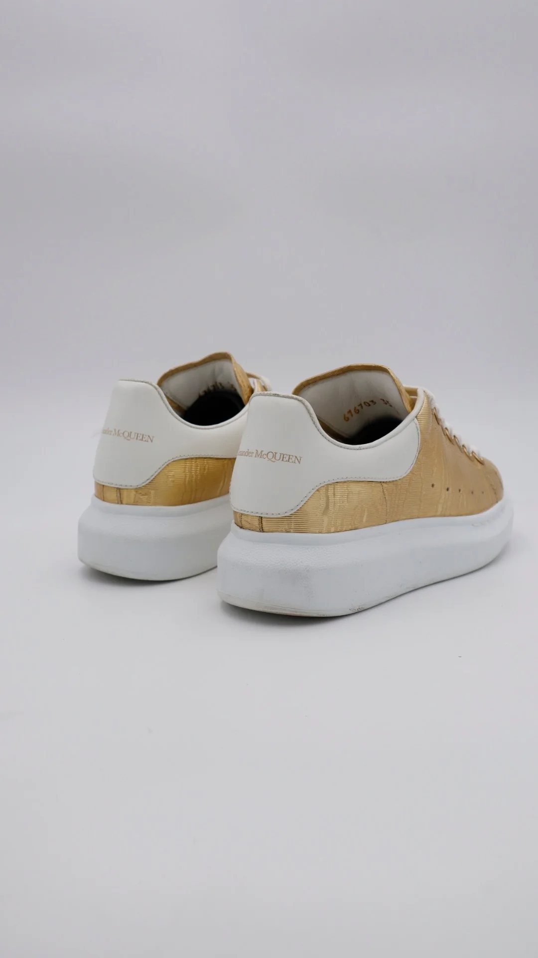 Mcqueen Gold - Imagen 2
