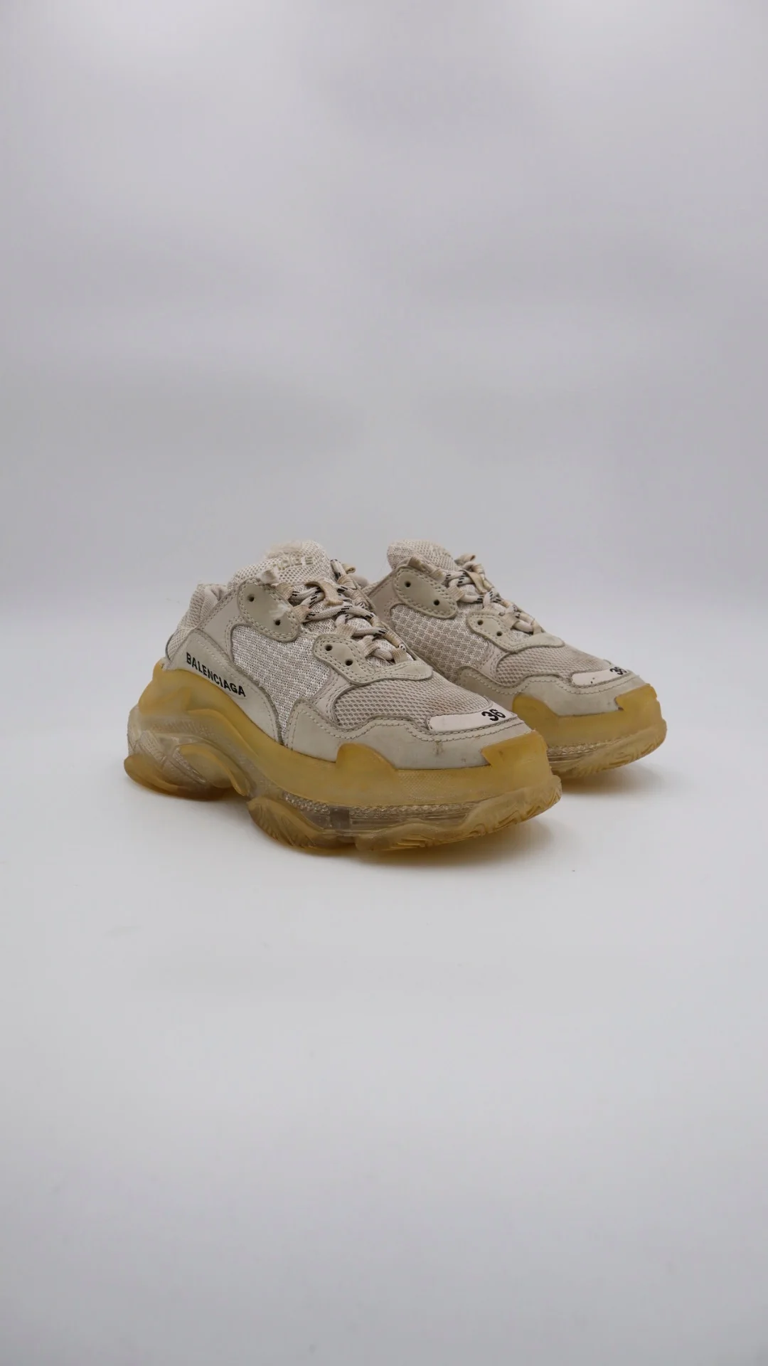 Balenciaga Triple S  - Imagen 1