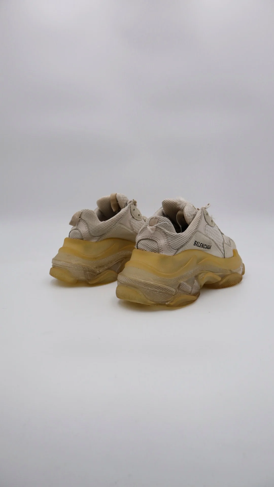 Balenciaga Triple S  - Imagen 2