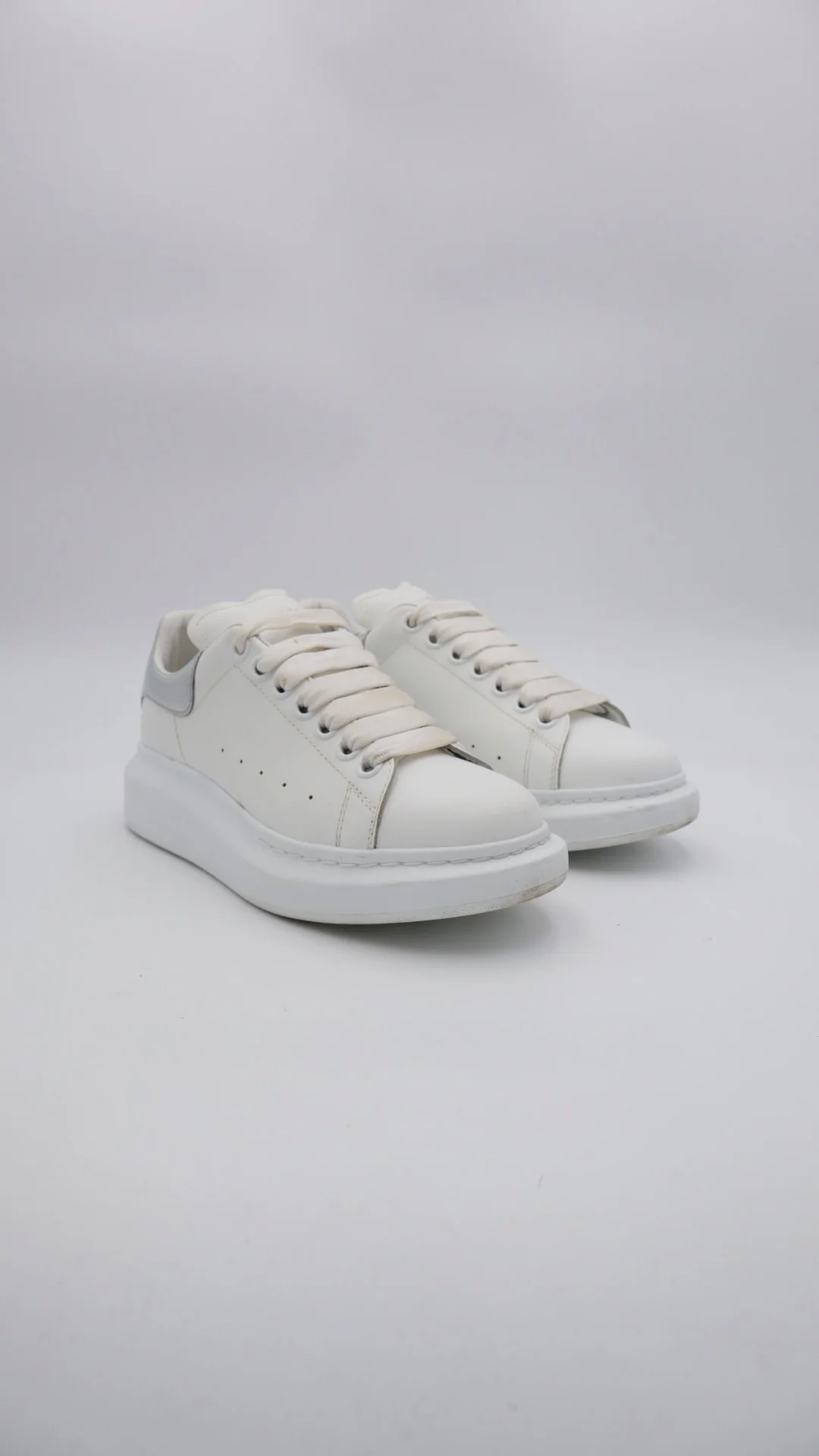 Mcqueen White Tornasol - Imagen 1