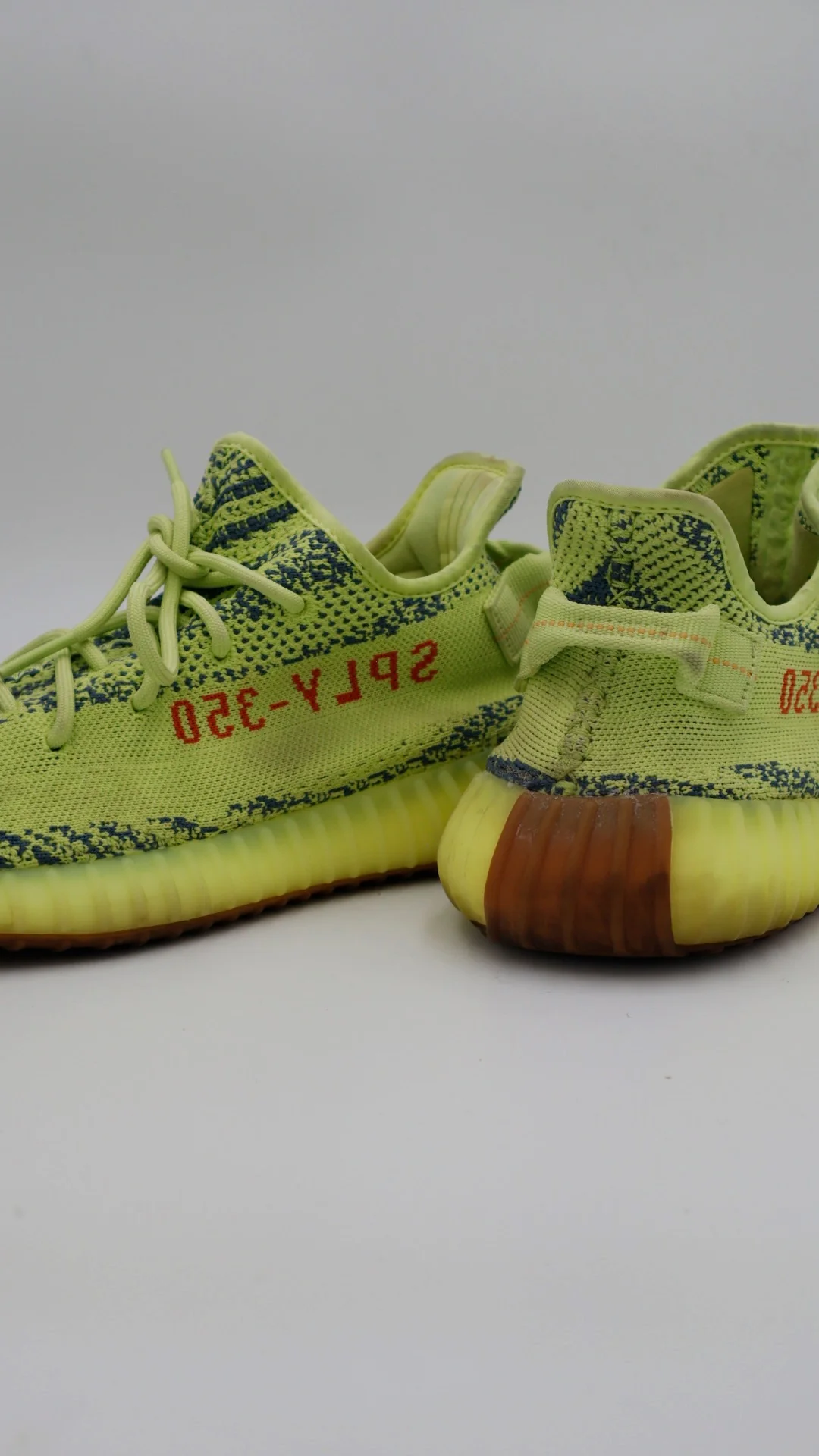 Yeezy 350 Semi Frozen - Imagen 3