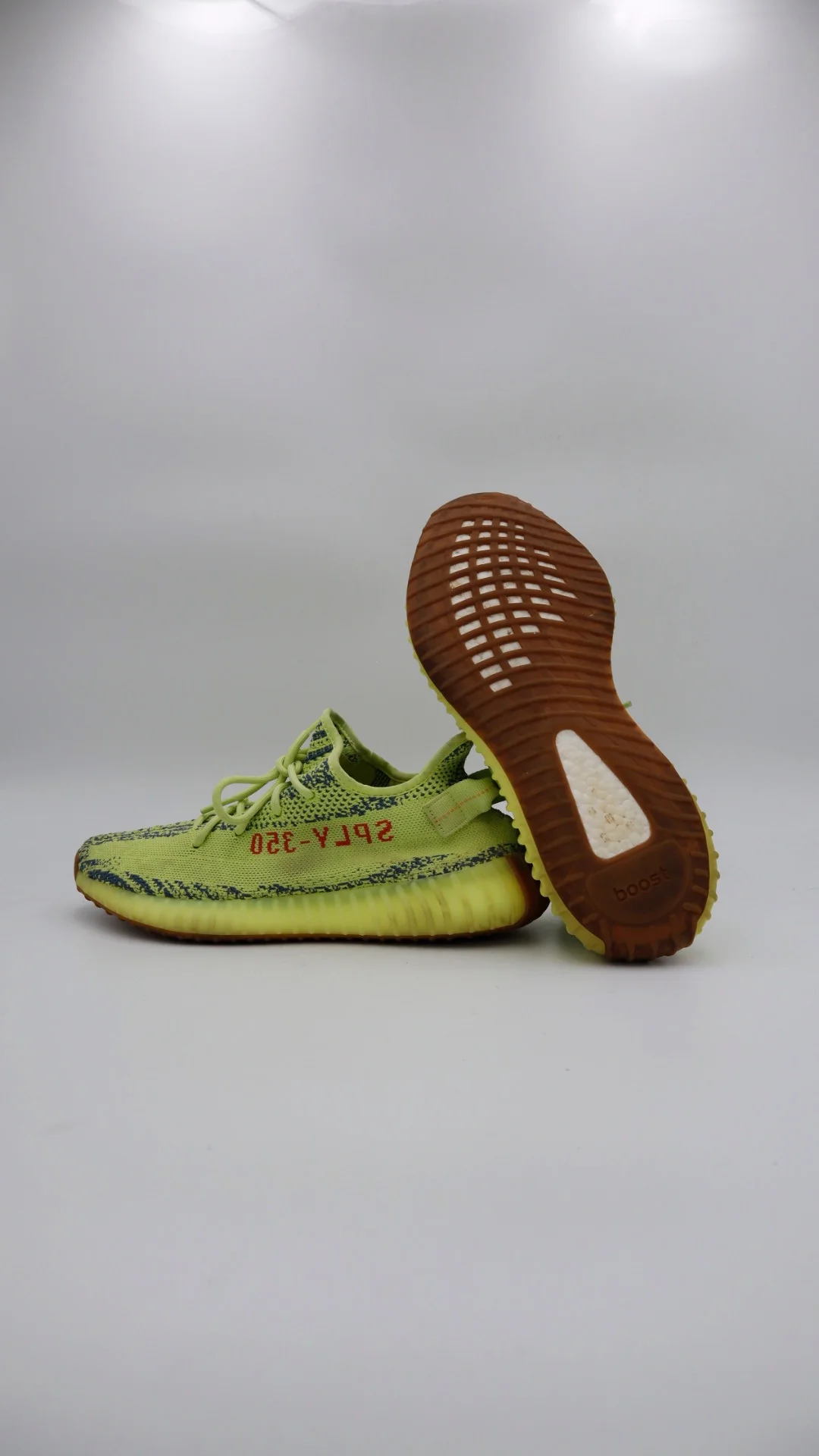 Yeezy 350 Semi Frozen - Imagen 4