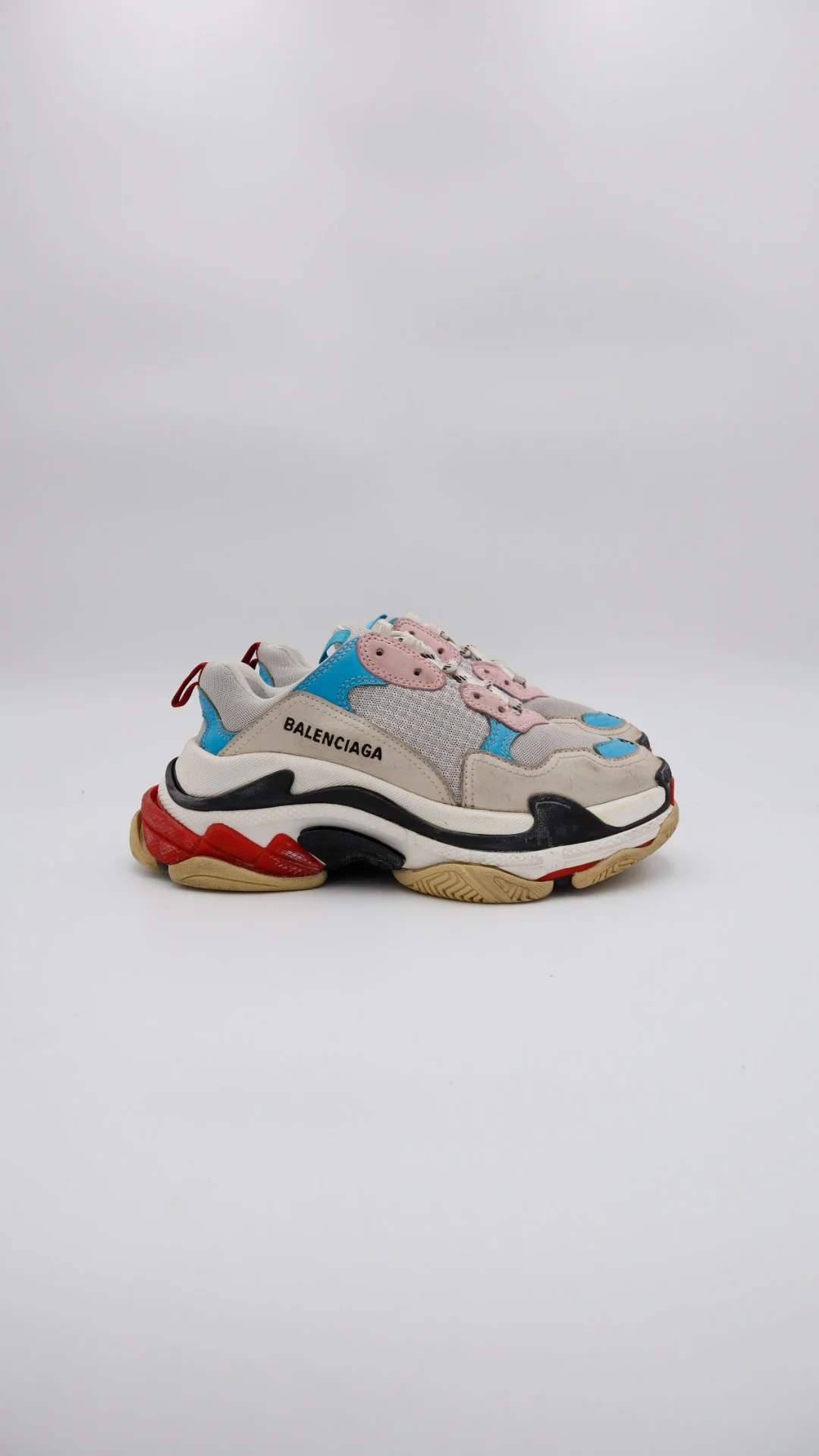 Balenciaga Triple S 