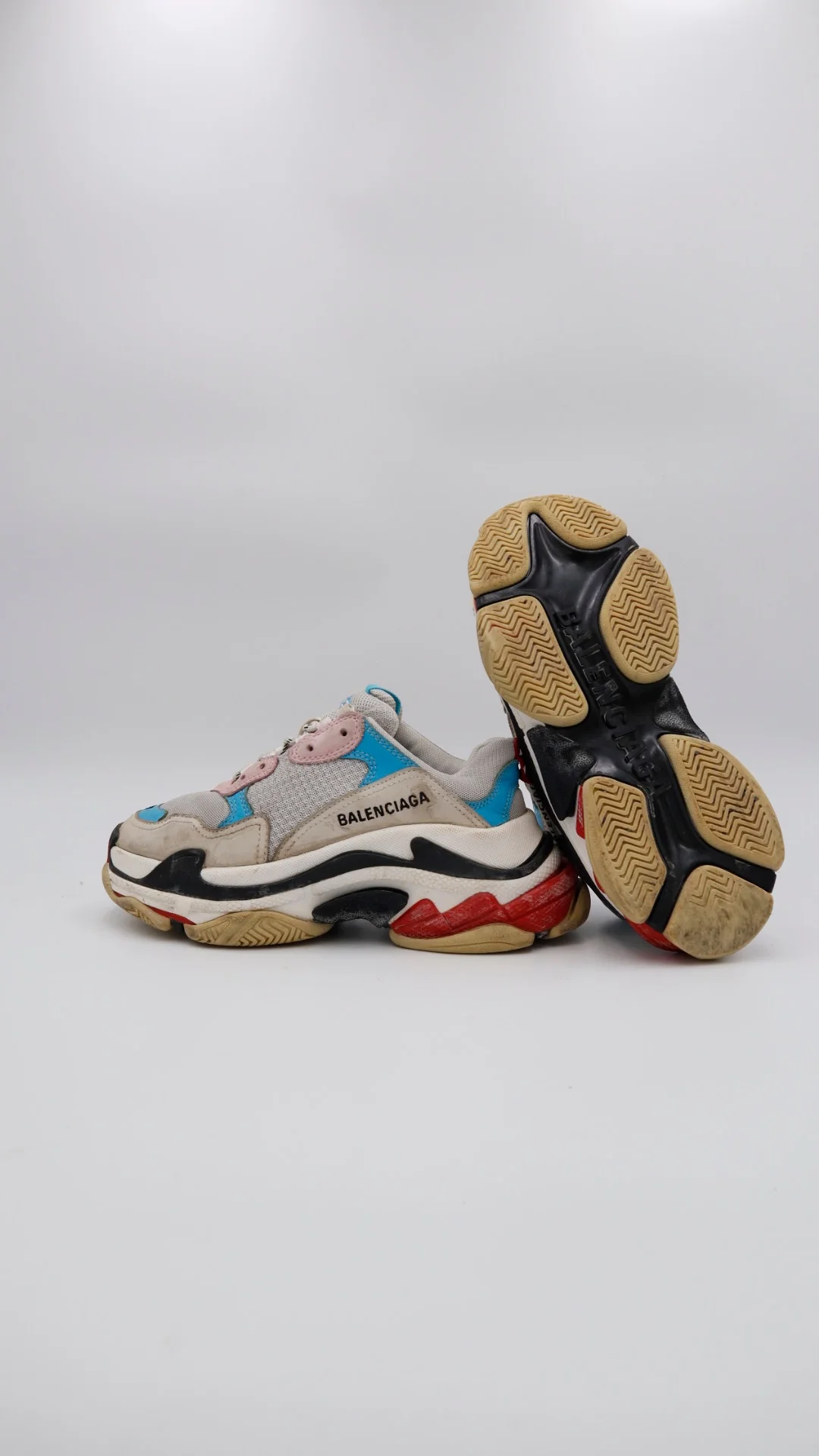 Balenciaga Triple S  - Imagen 5