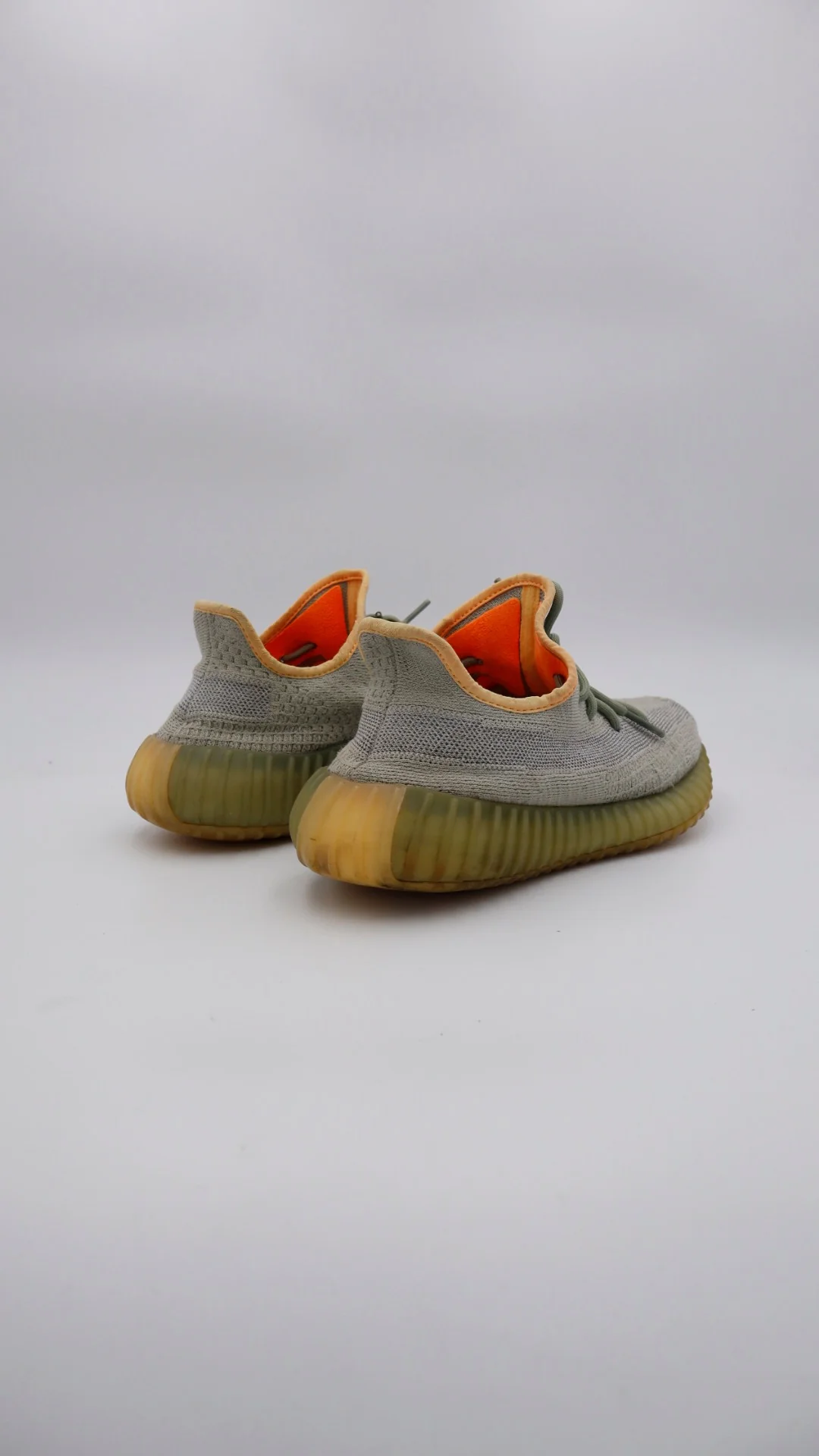 Yeezy 350 Desert Sage  - Imagen 3