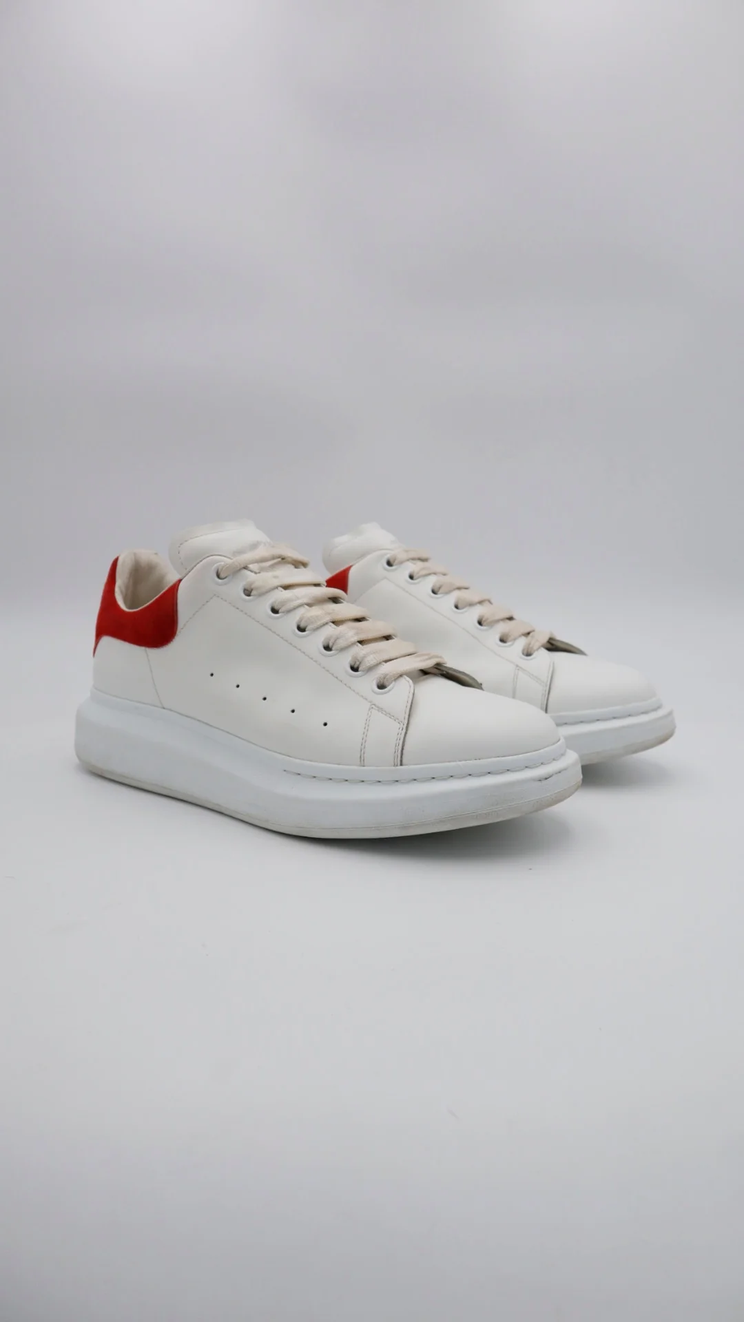 Mcqueen Red Suede - Imagen 1