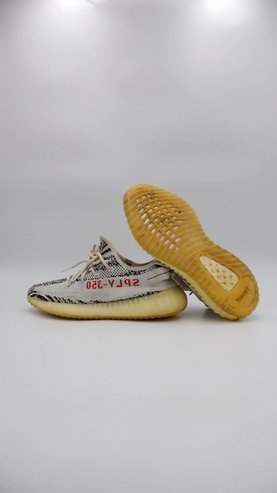 Yeezy 350 Zebra - Imagen 5