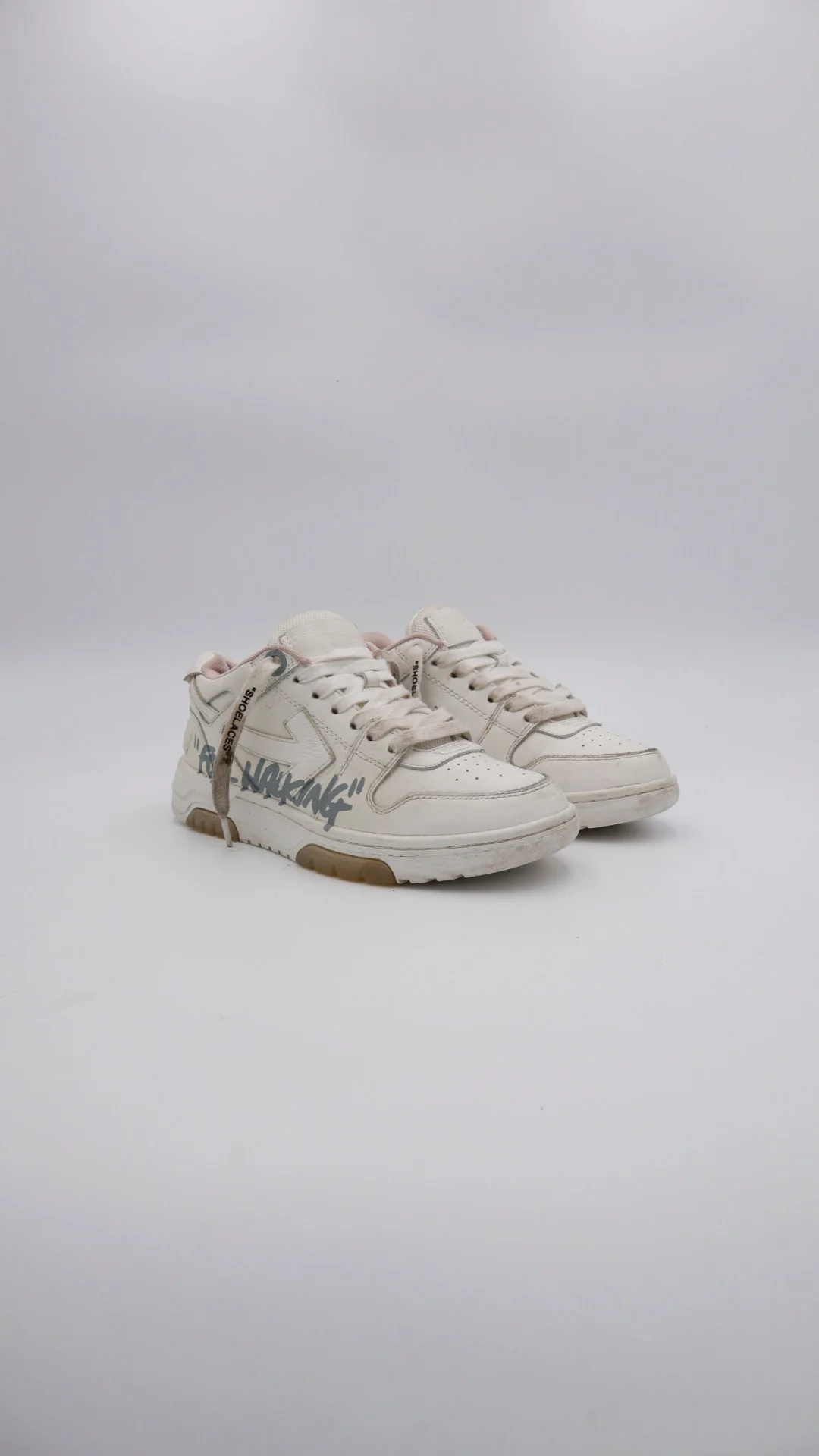 Off White For Working - Imagen 1