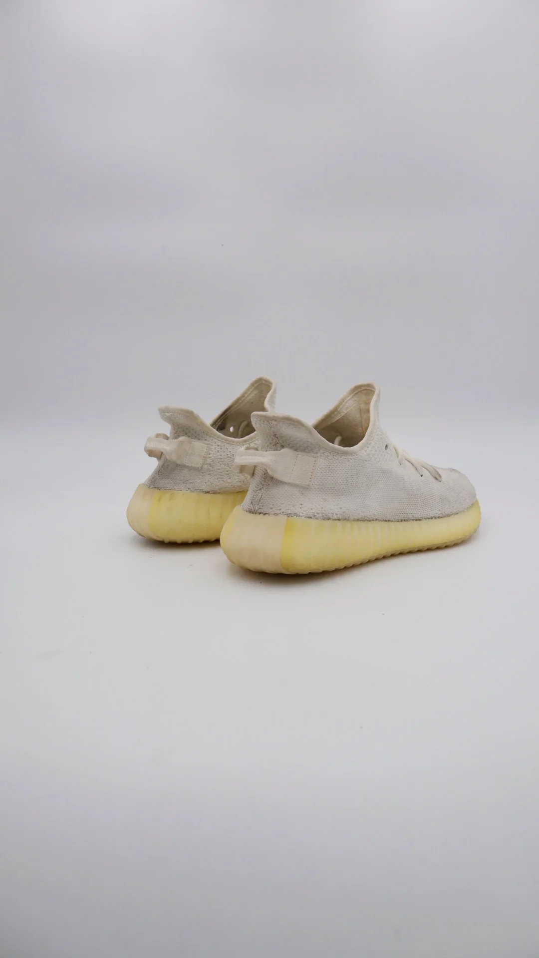 Yeezy 350 Cream - Imagen 2