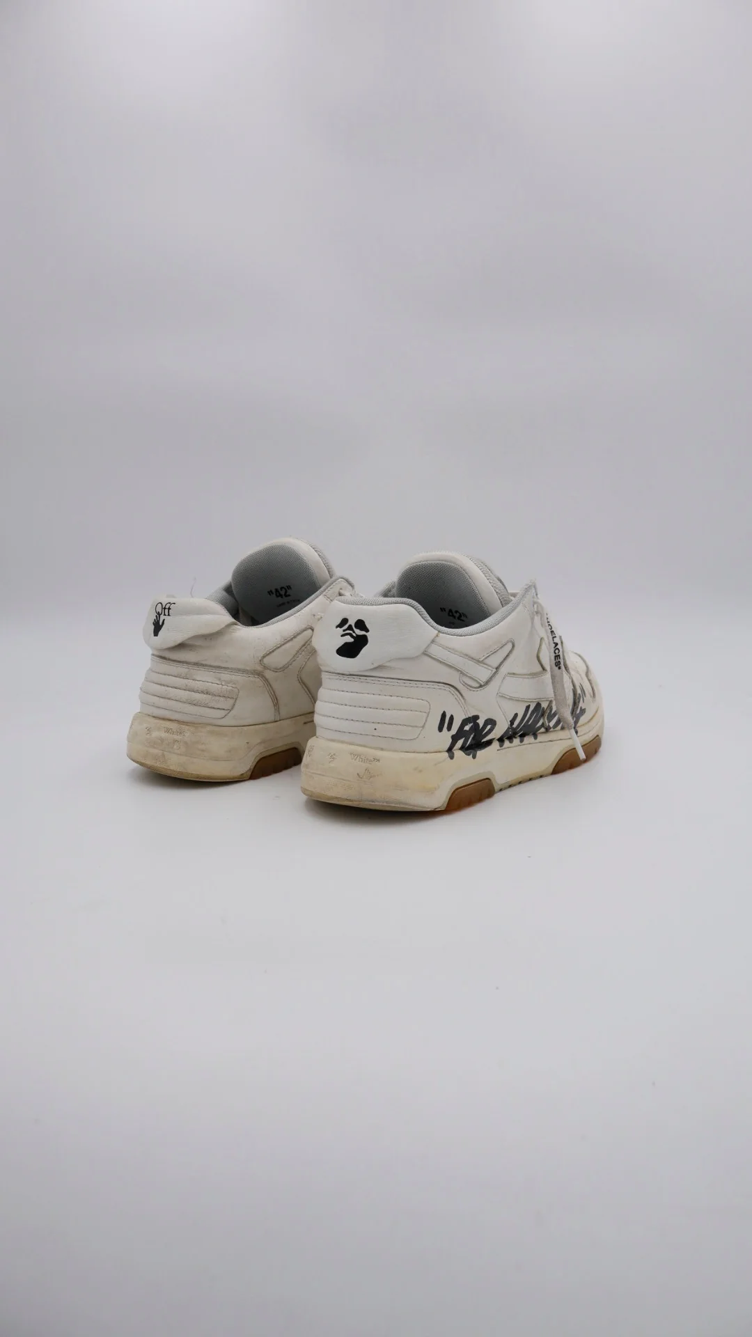 Off White For Working  - Imagen 2