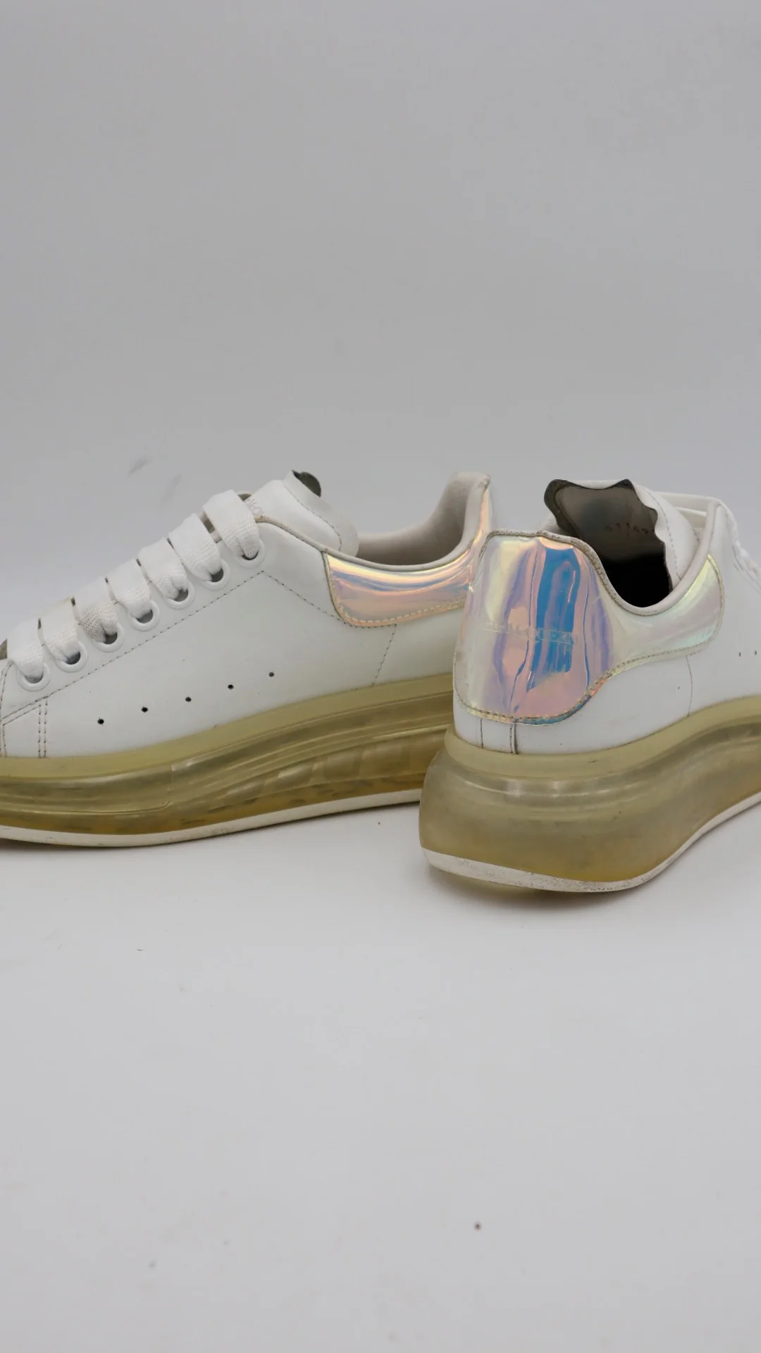 Mcqueen White Valve - Imagen 5