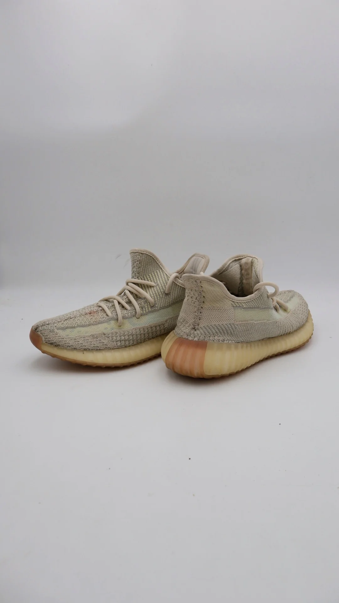 Yeezy 350 Citrin - Imagen 2