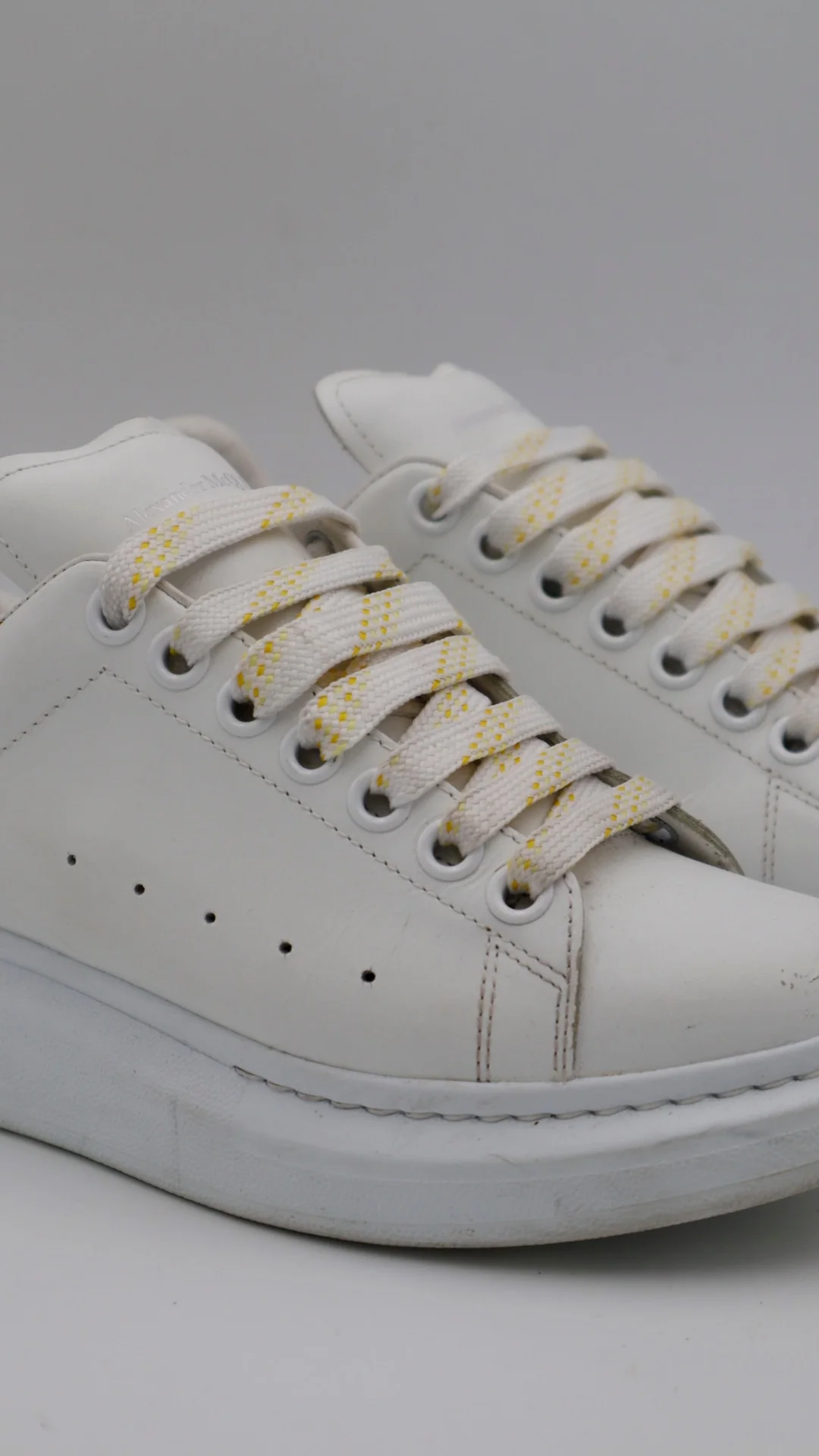 Mcqueen Gamuza - Imagen 2