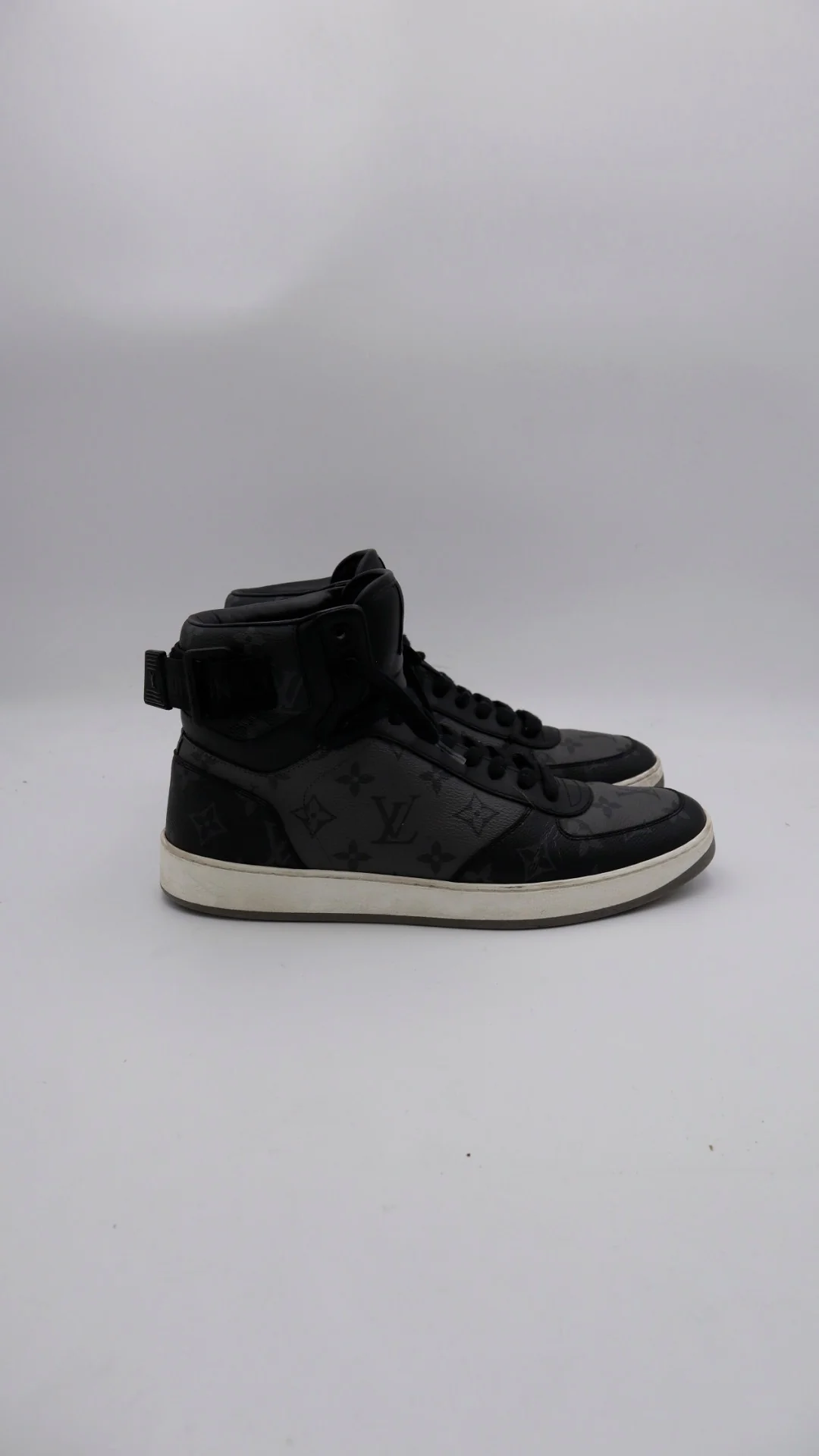 Louis Vuitton Rivioli High 